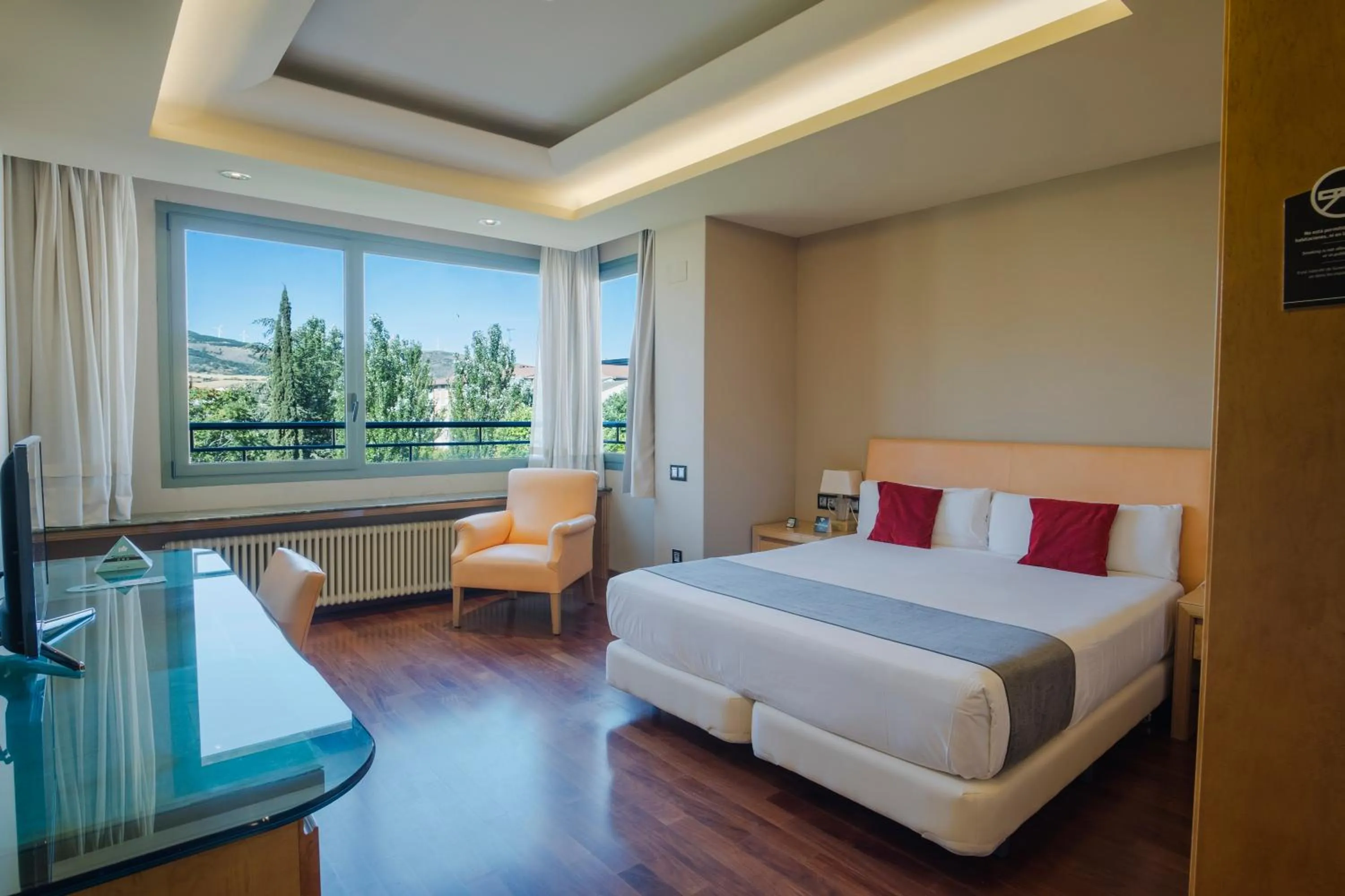 Photo of the whole room, Bed in Alda Mirador del Moncayo