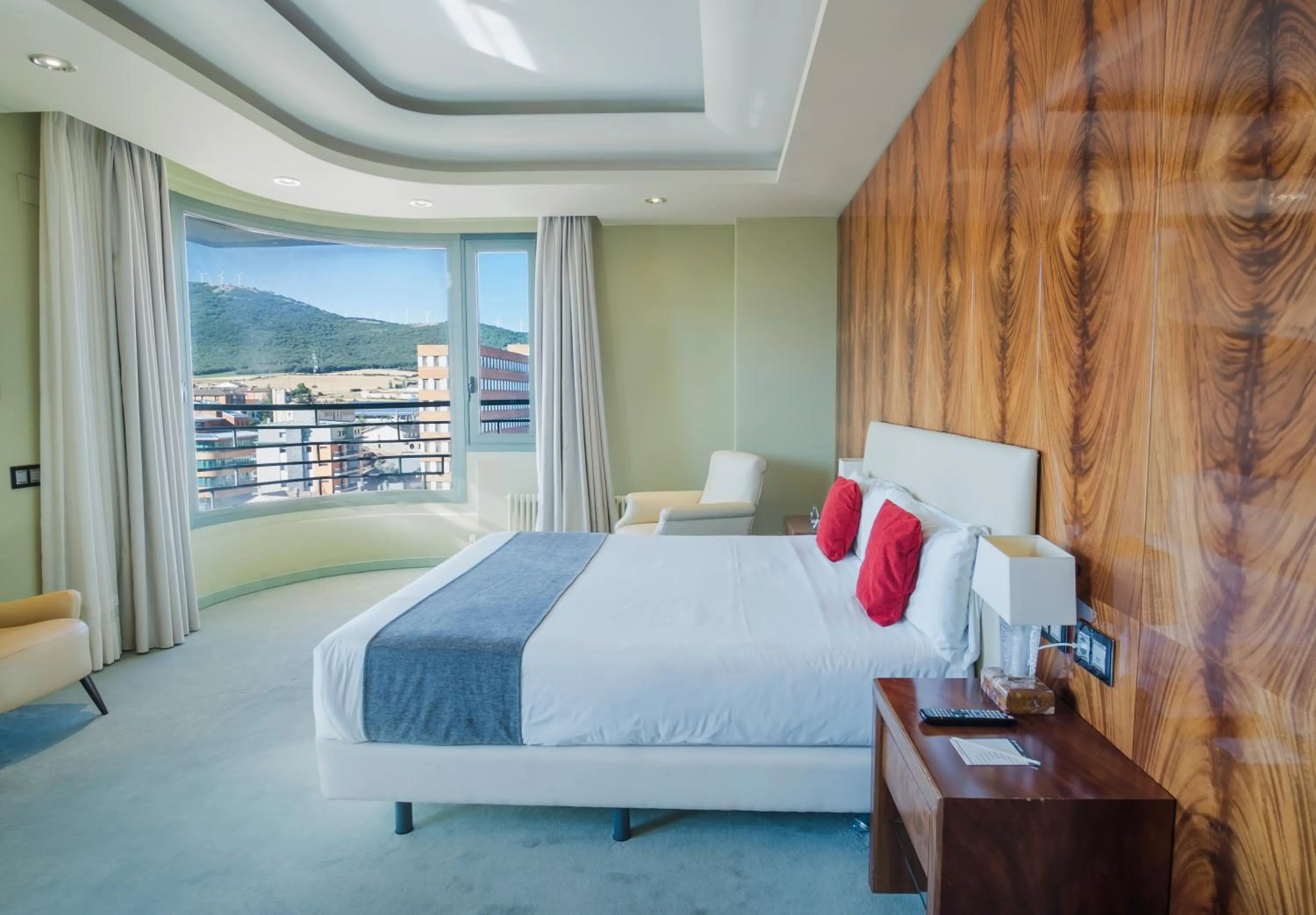 Photo of the whole room, Bed in Alda Mirador del Moncayo