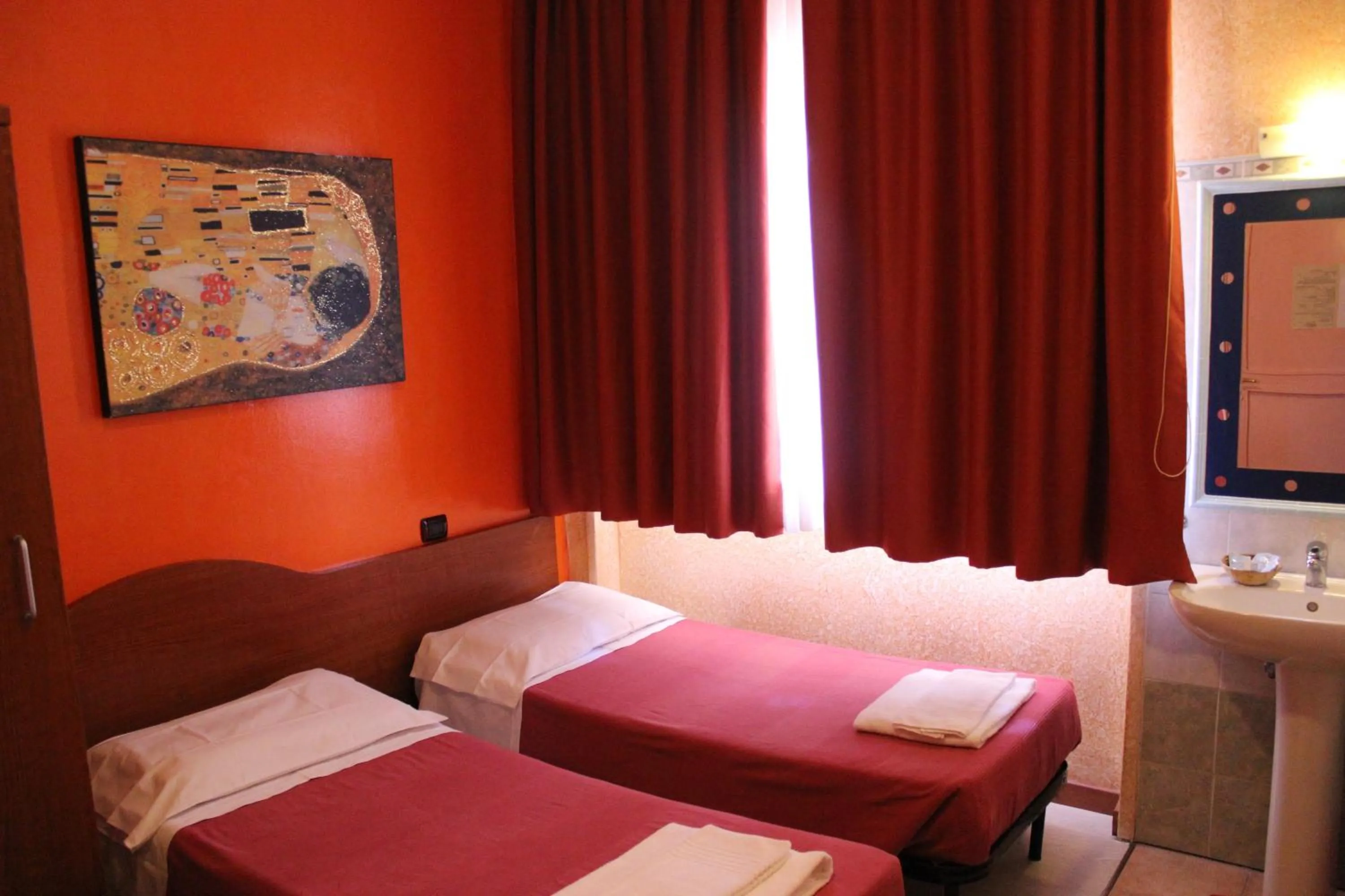 Bed in Hotel America