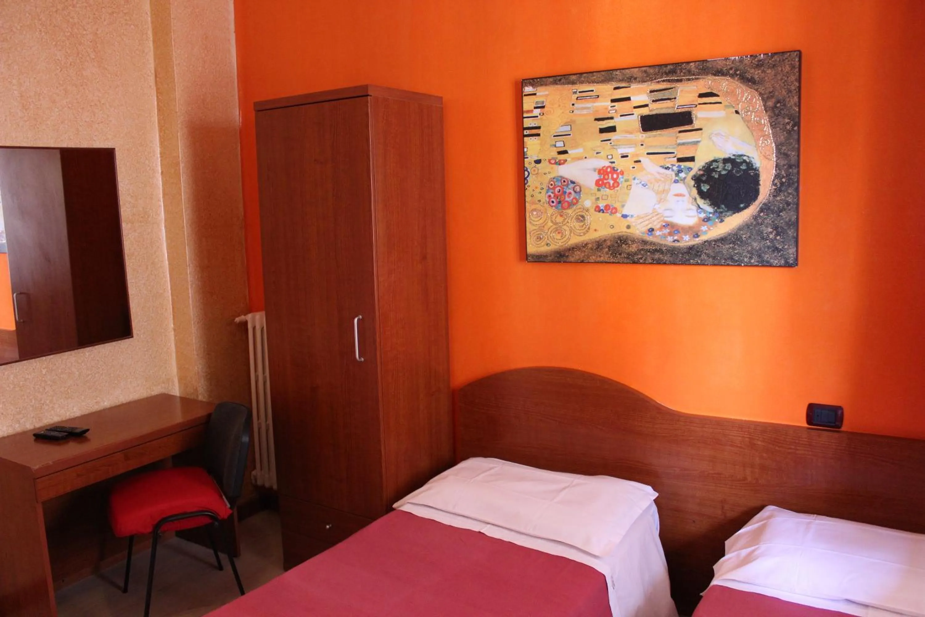 Bed in Hotel America