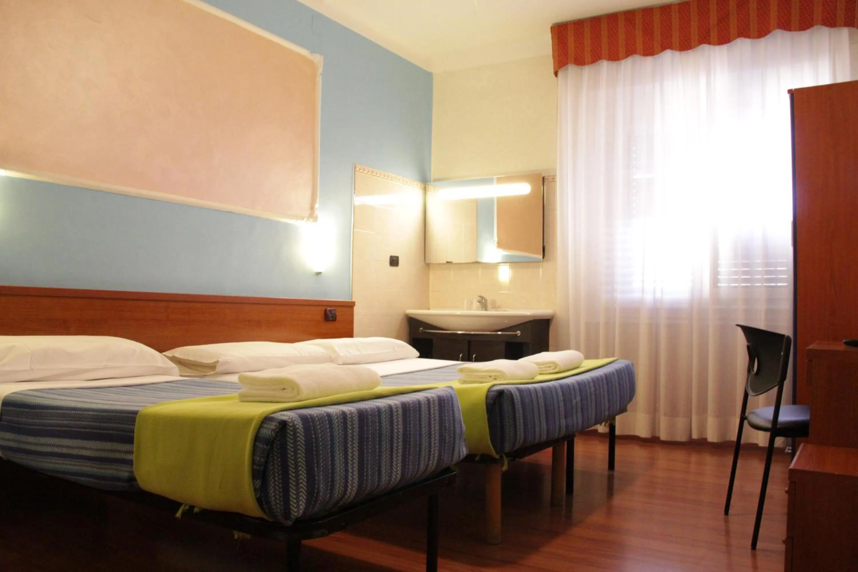 Bed in Hotel America