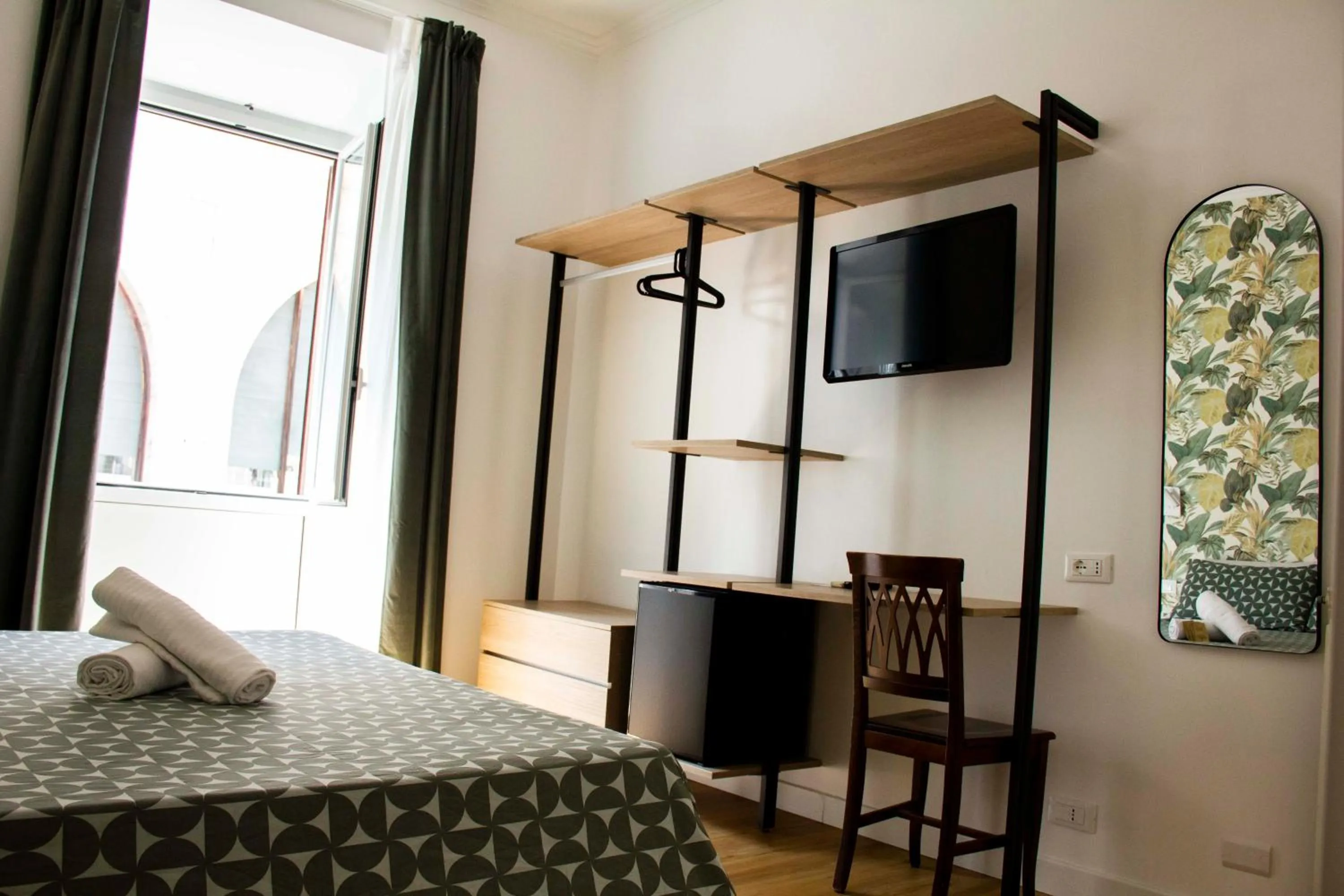 Photo of the whole room, Bed in Hotel Ciao