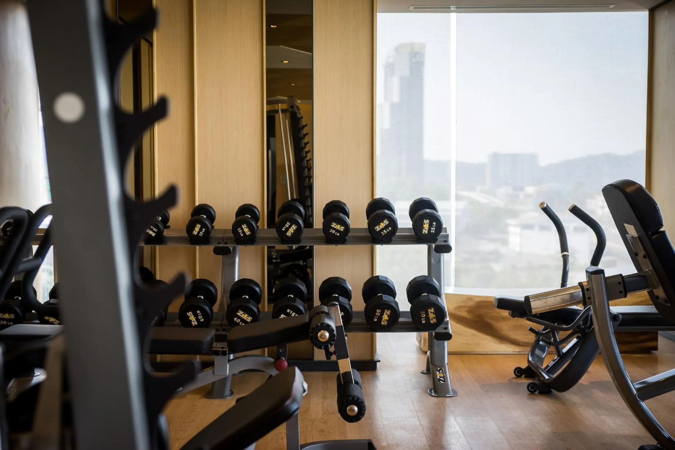 Fitness centre/facilities in Arize Hotel Sri Racha