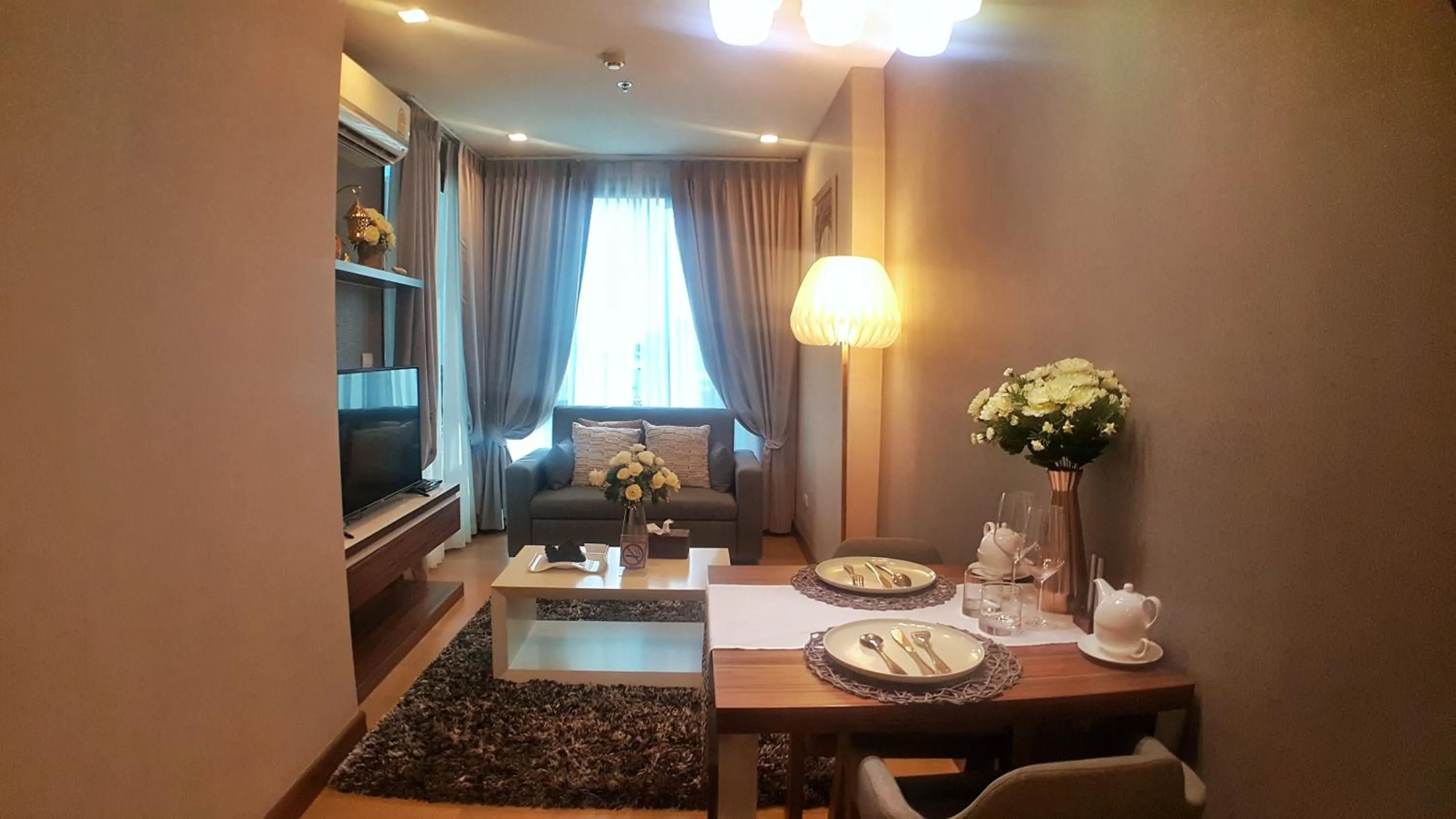 Astra Suites Night Bazaar