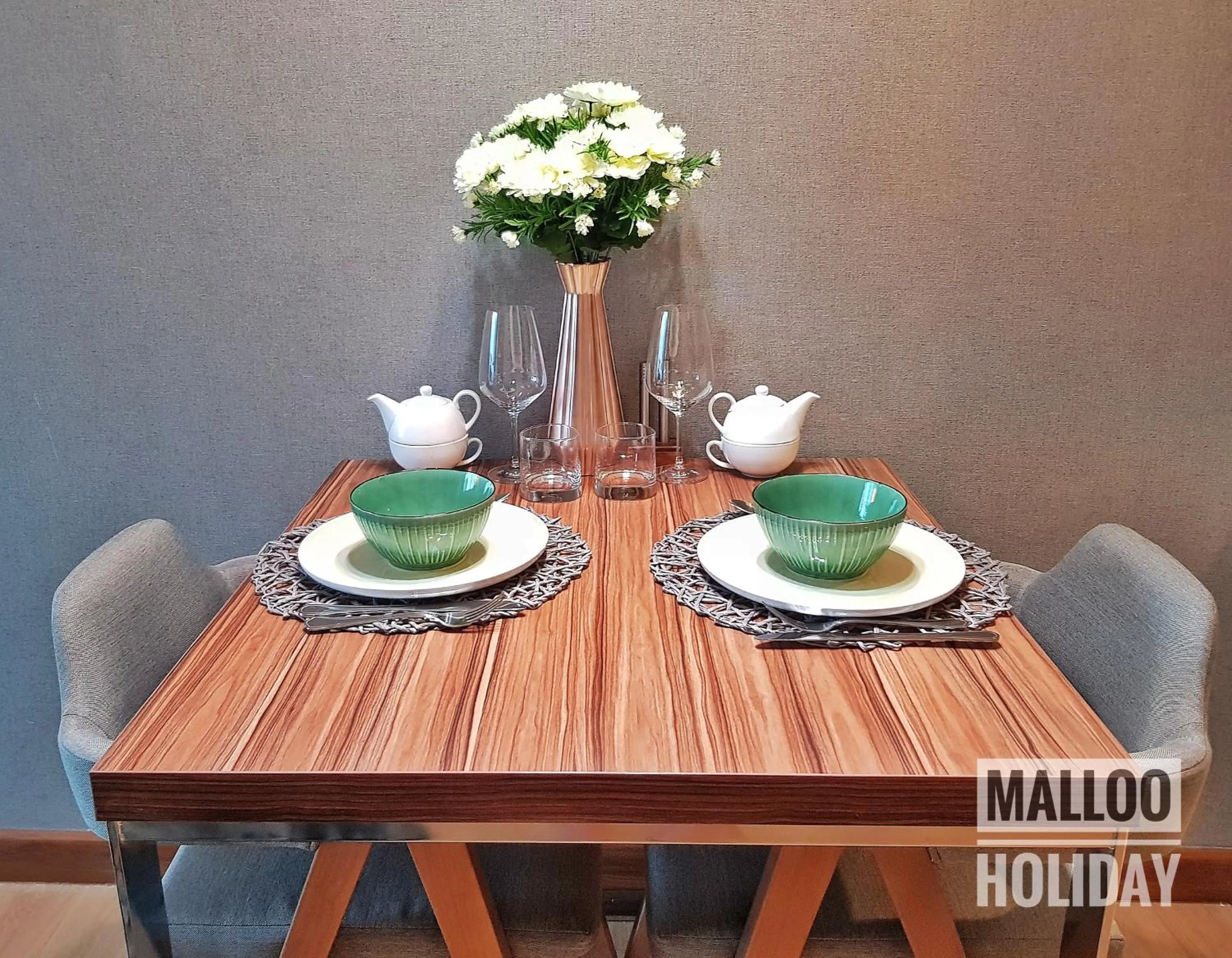 Astra Suites Night Bazaar