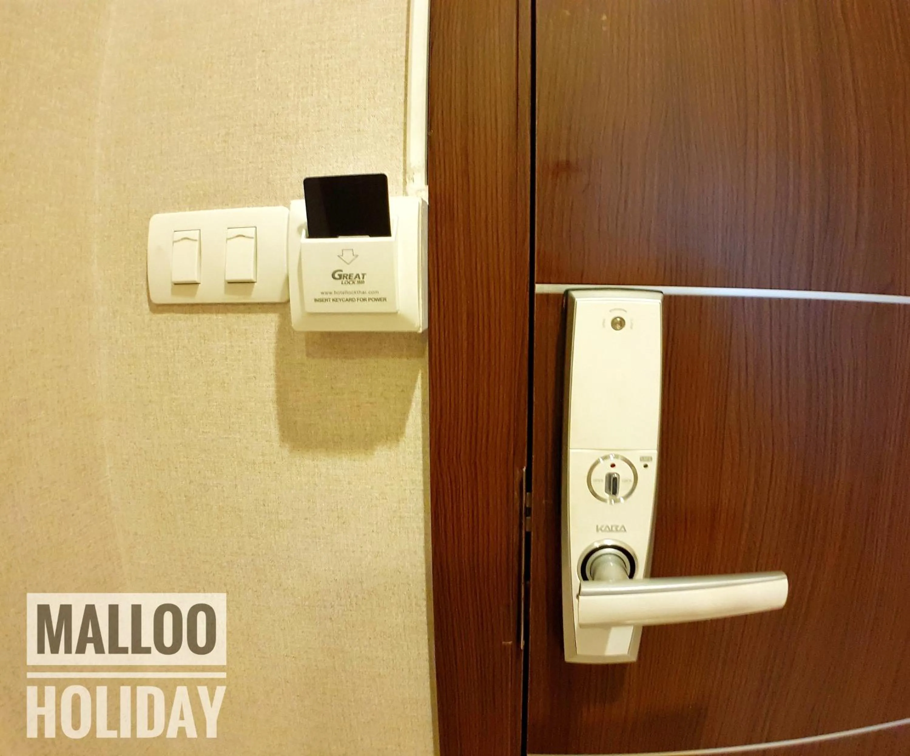 Astra Suites Night Bazaar