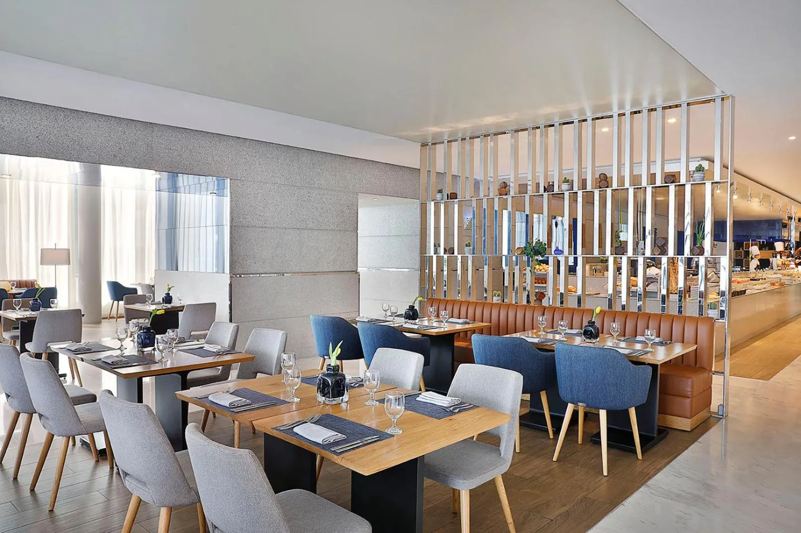 Restaurant/places to eat in voco Dubai by IHG