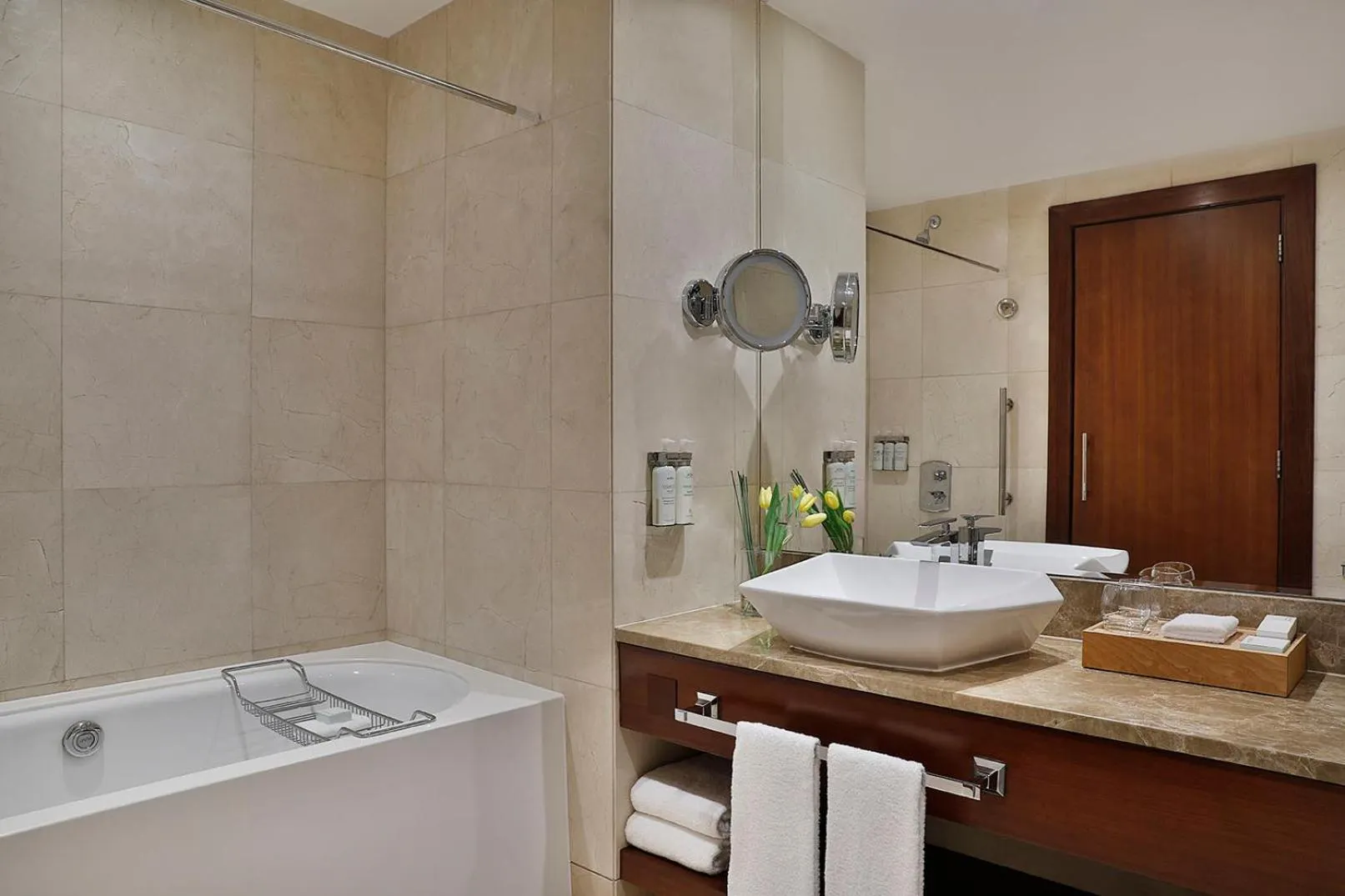 1 King Bedroom Suite in voco Dubai by IHG