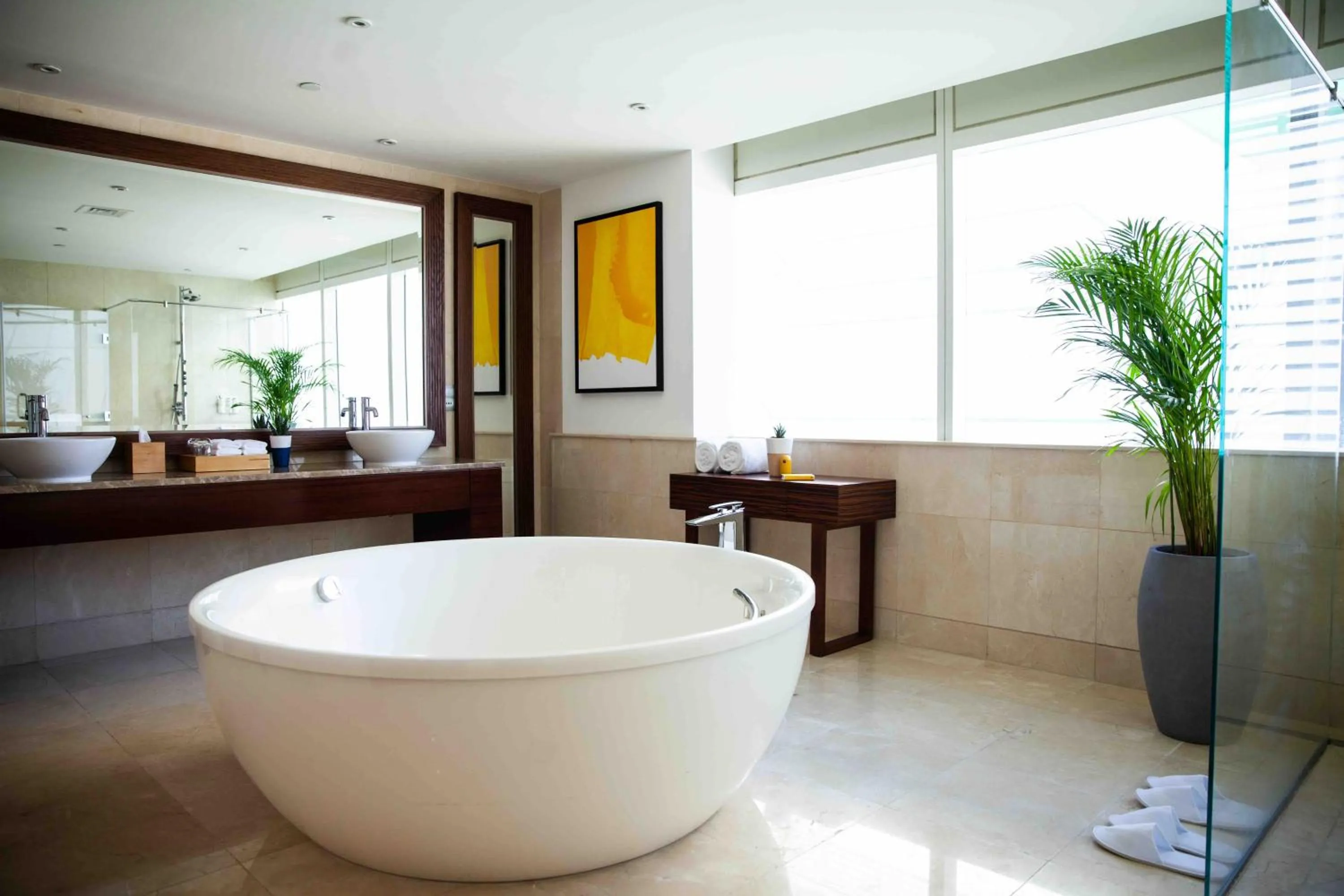 Bathroom in voco Dubai by IHG