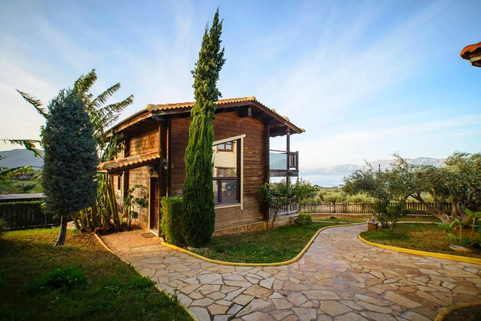 Day in Anthidon Nature Estate & Farm