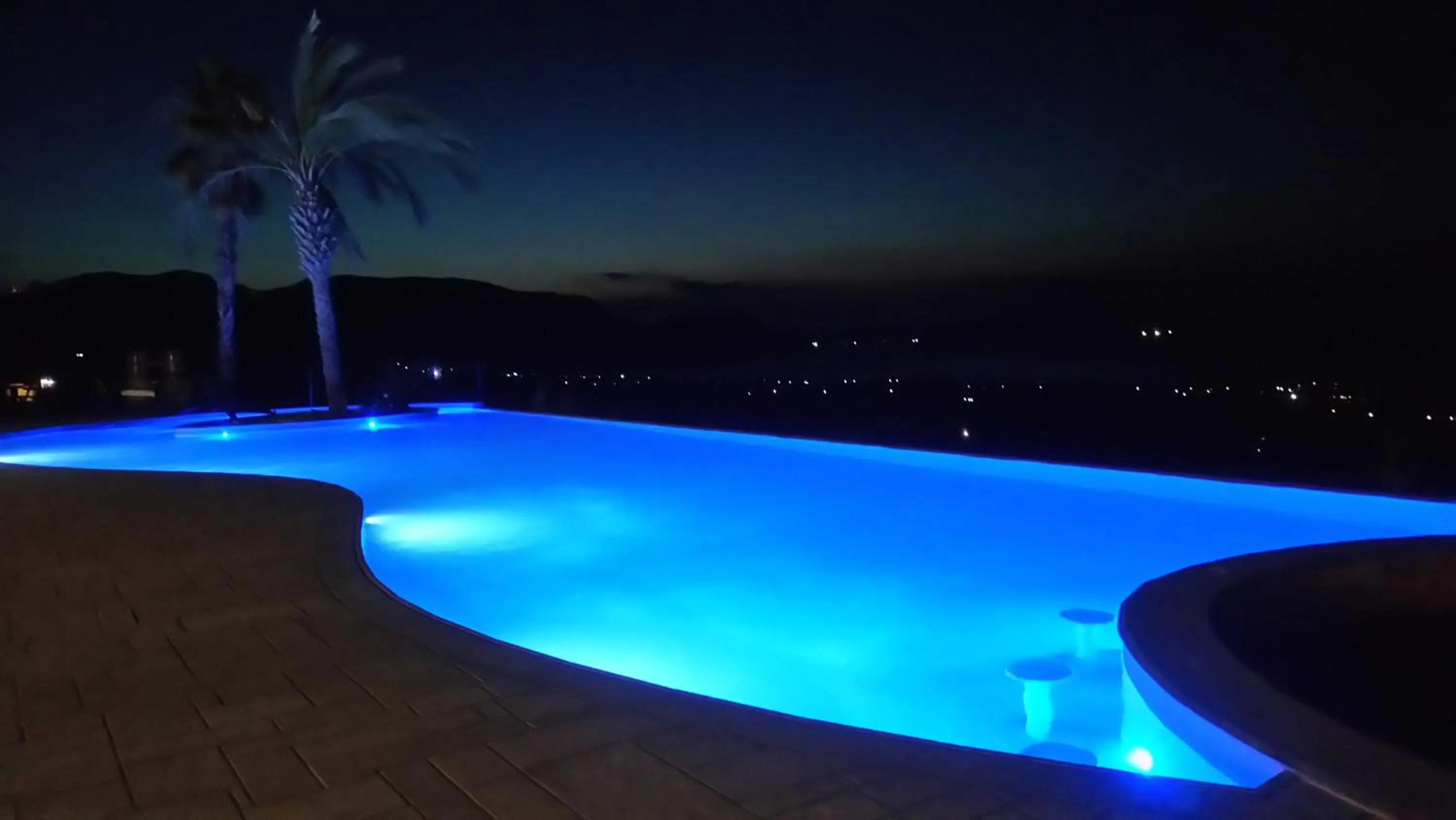 Night in Anthidon Nature Estate & Farm