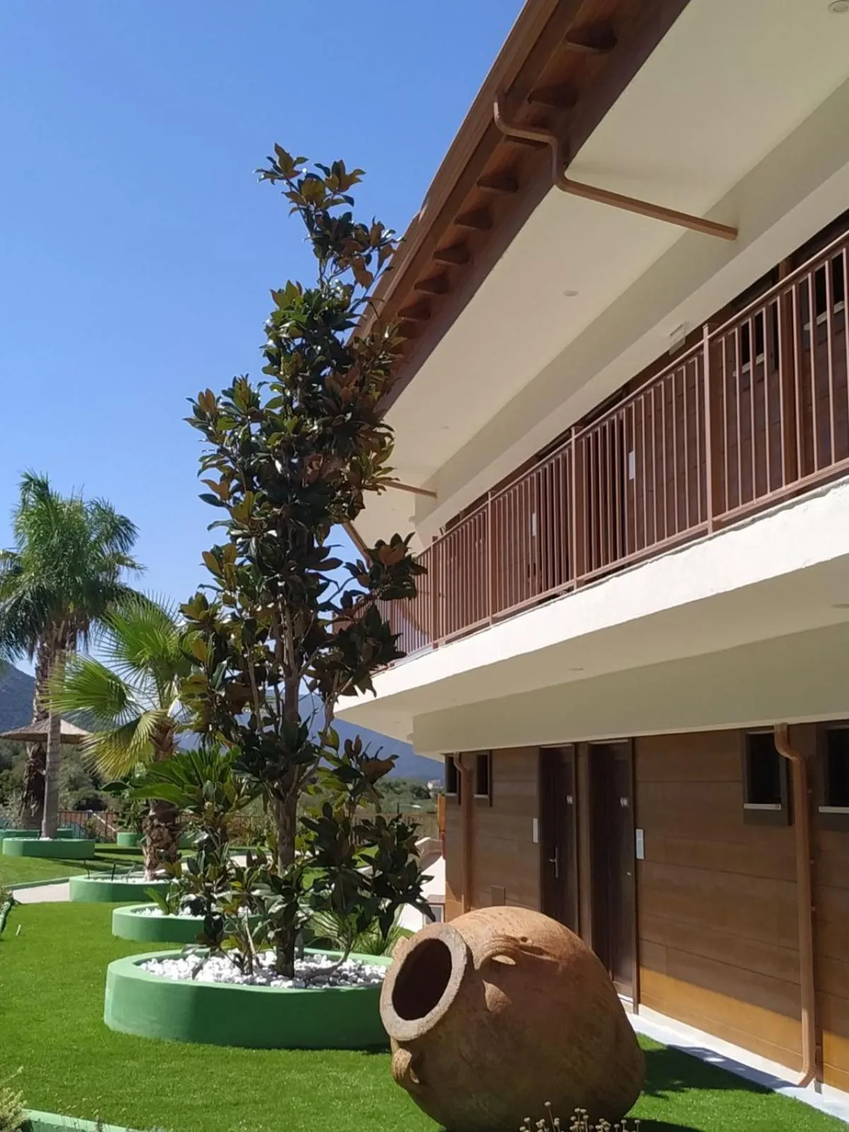 Property building in Anthidon Nature Estate & Farm