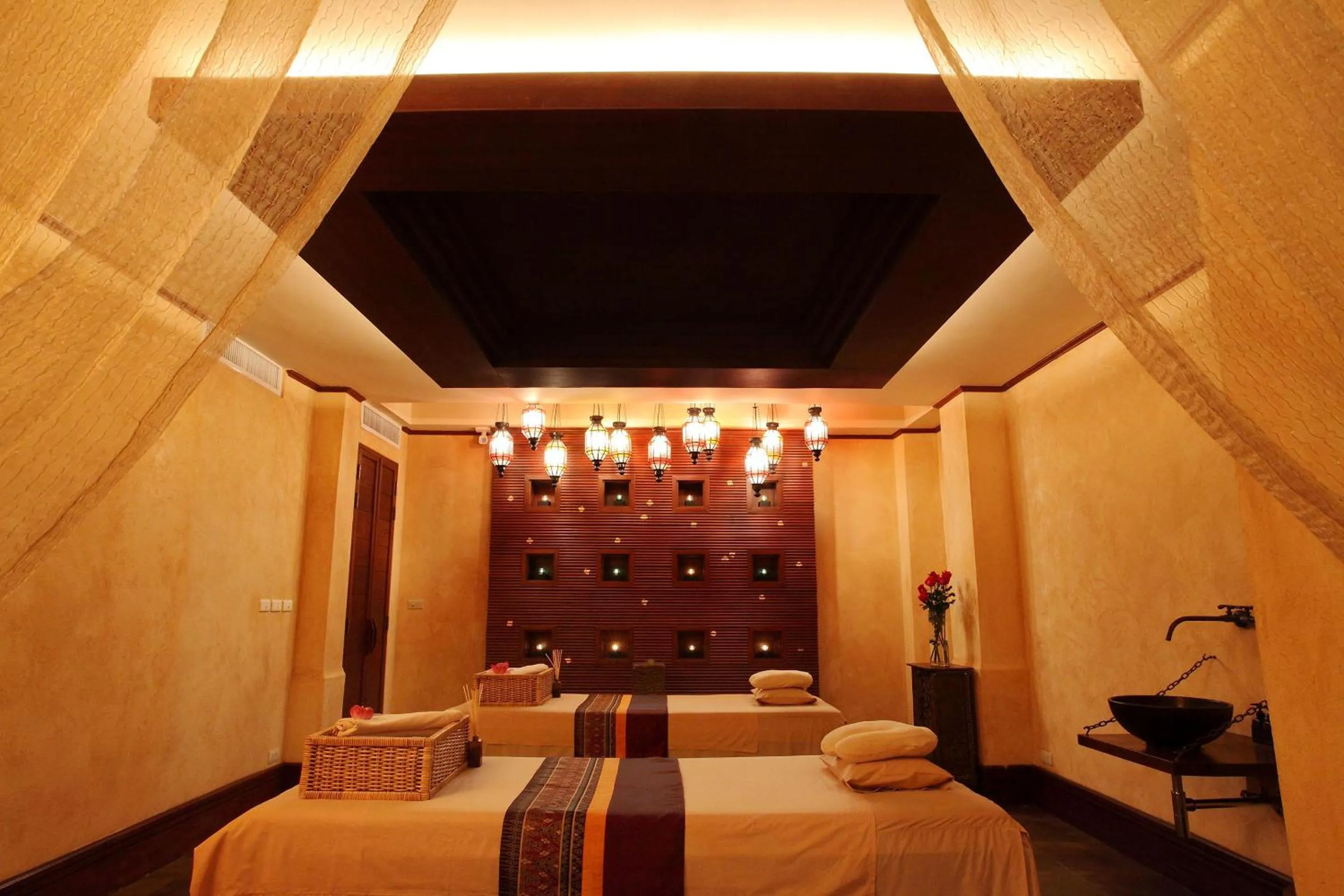 Spa and wellness centre/facilities in Burasari Phuket Resort & Spa