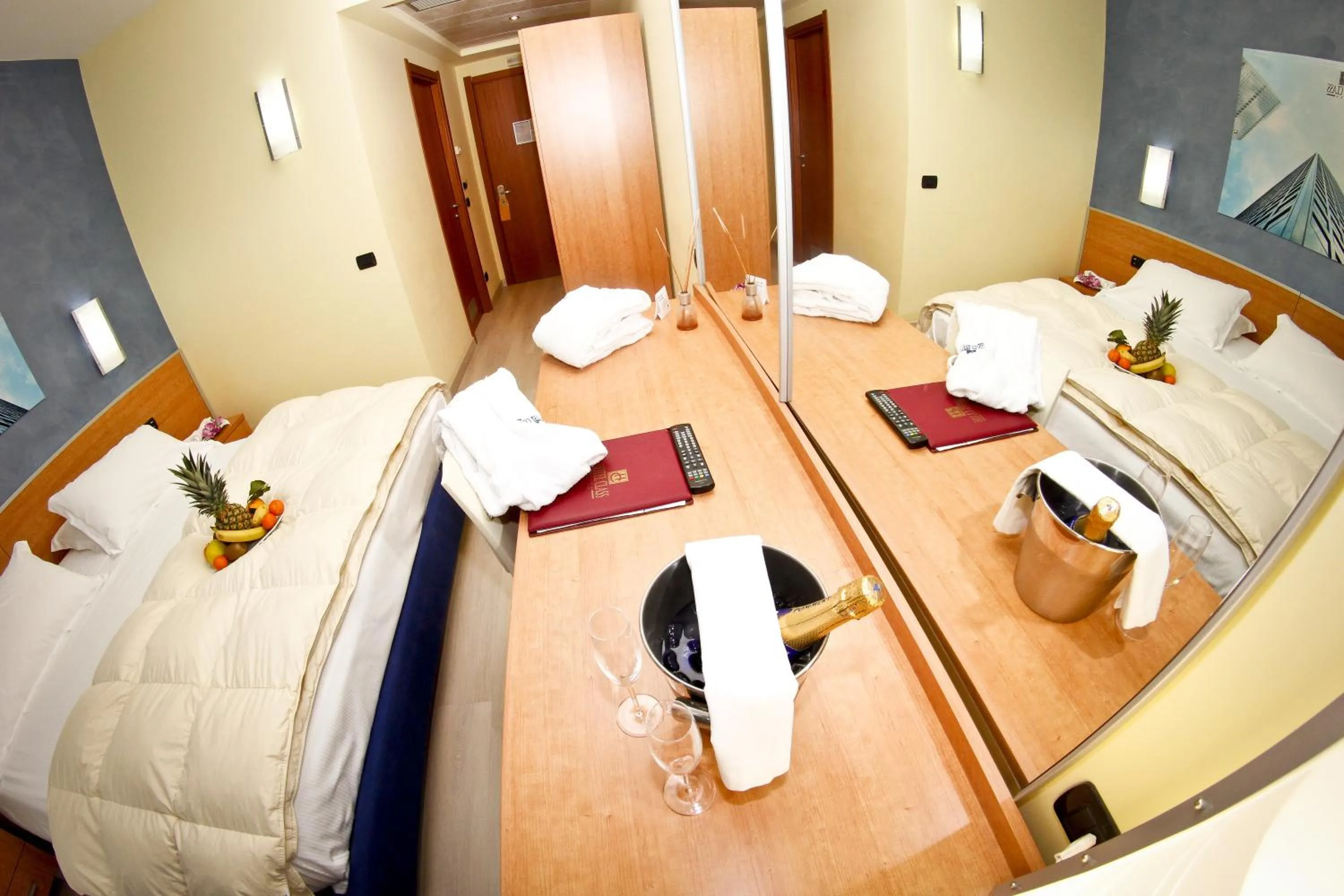 Decorative detail, Bed in Best Western Hotel Class Lamezia