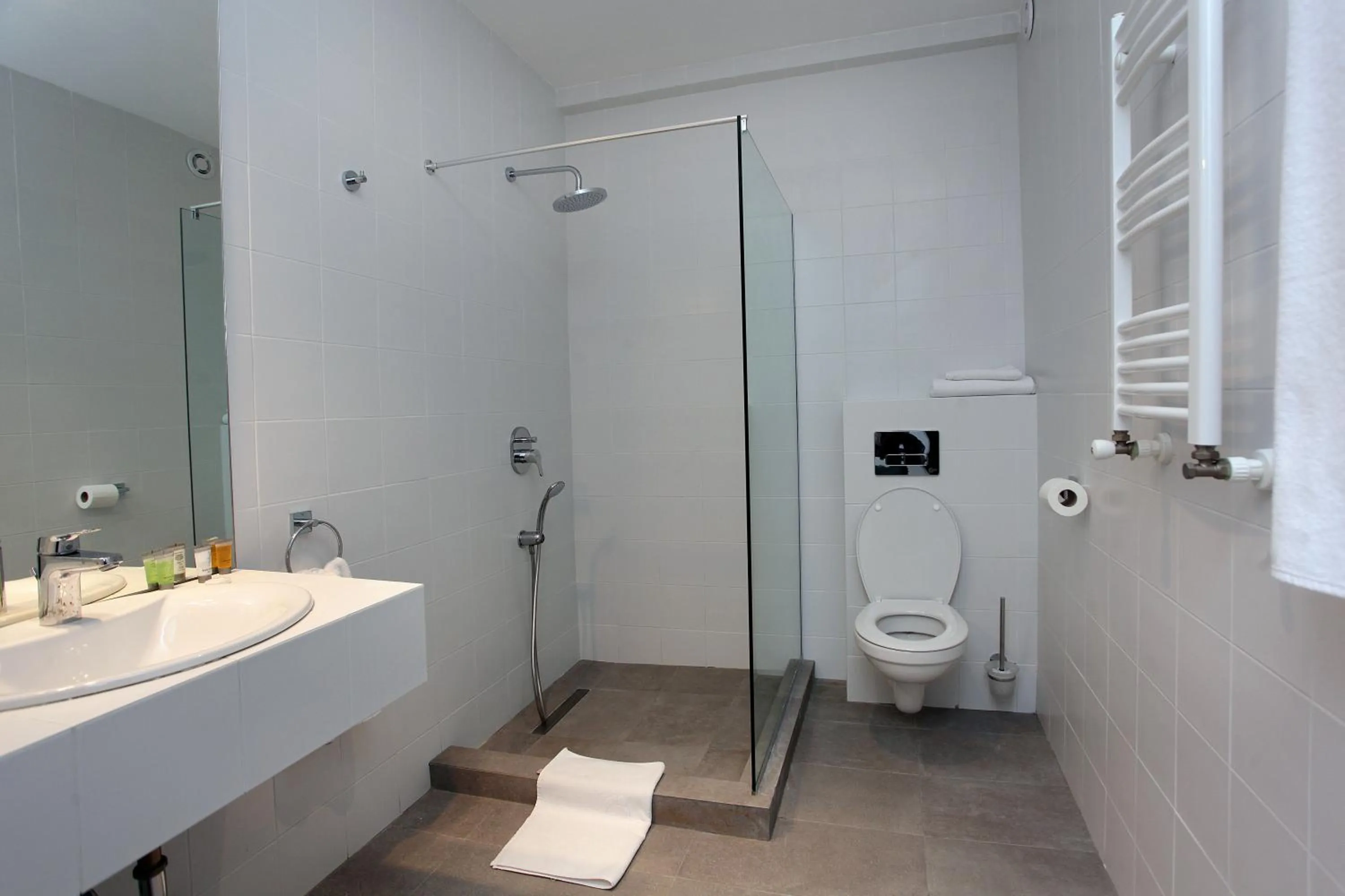 Shower in L.M Club Hotel