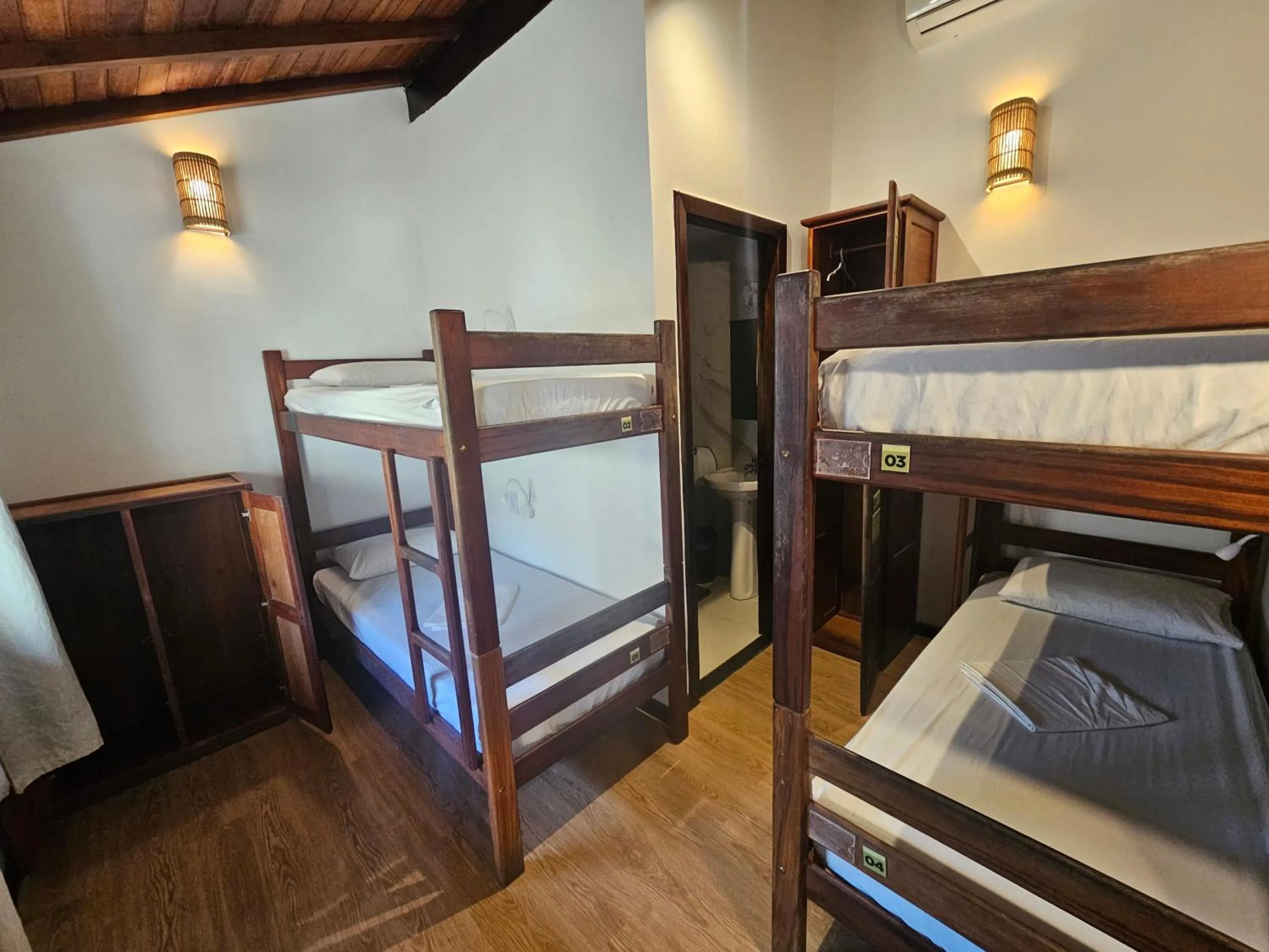 Bed in Bamboo Búzios Hostel