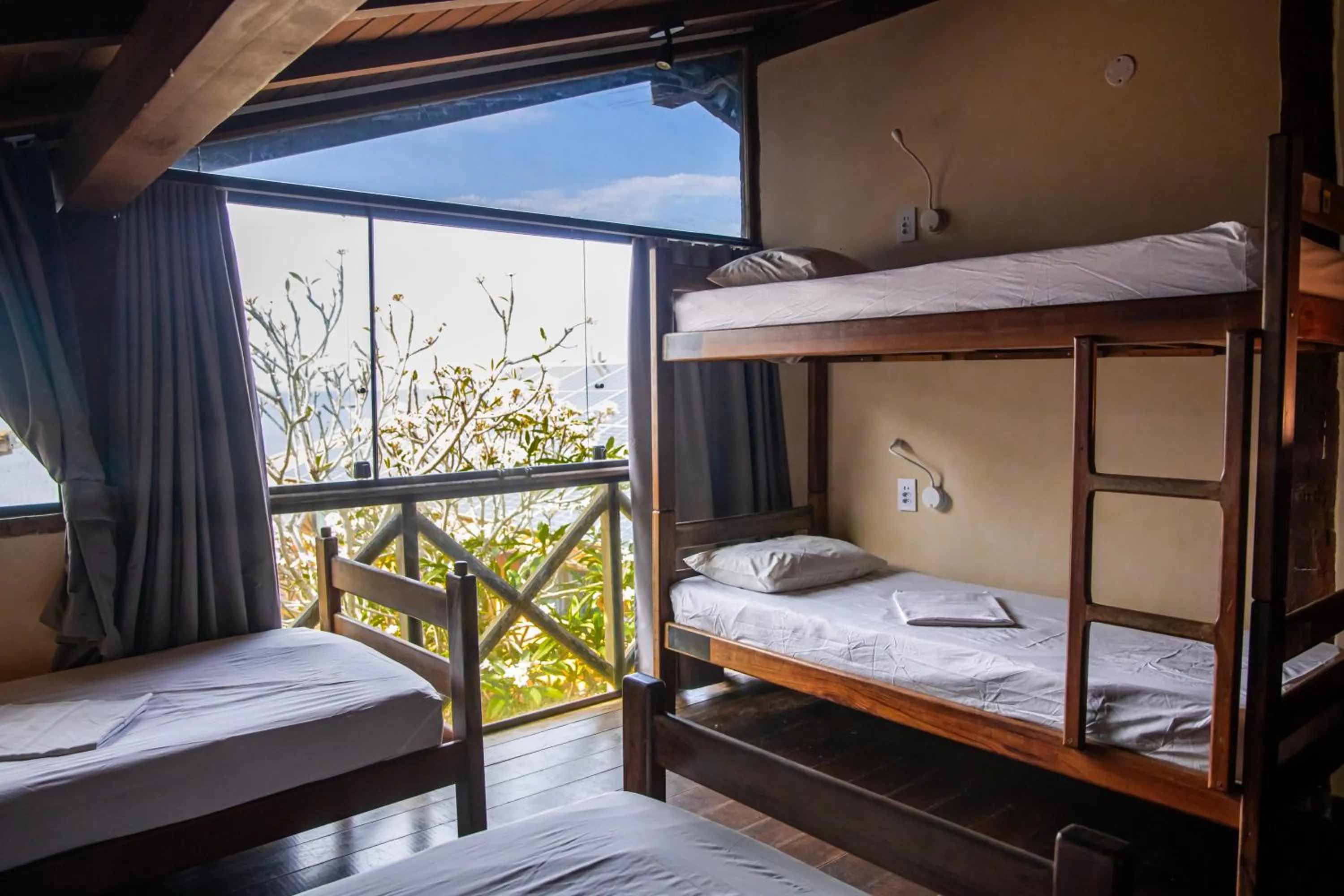 Bed in Bamboo Búzios Hostel