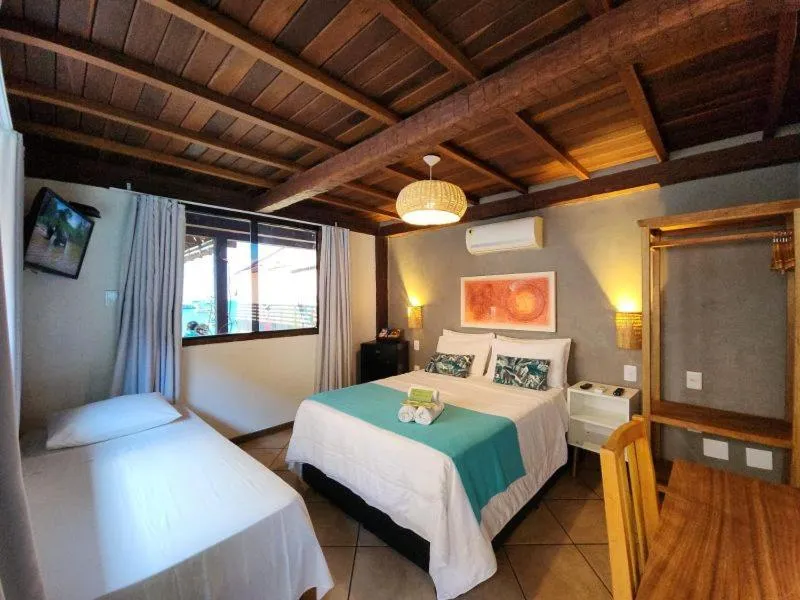 Bed in Bamboo Búzios Hostel