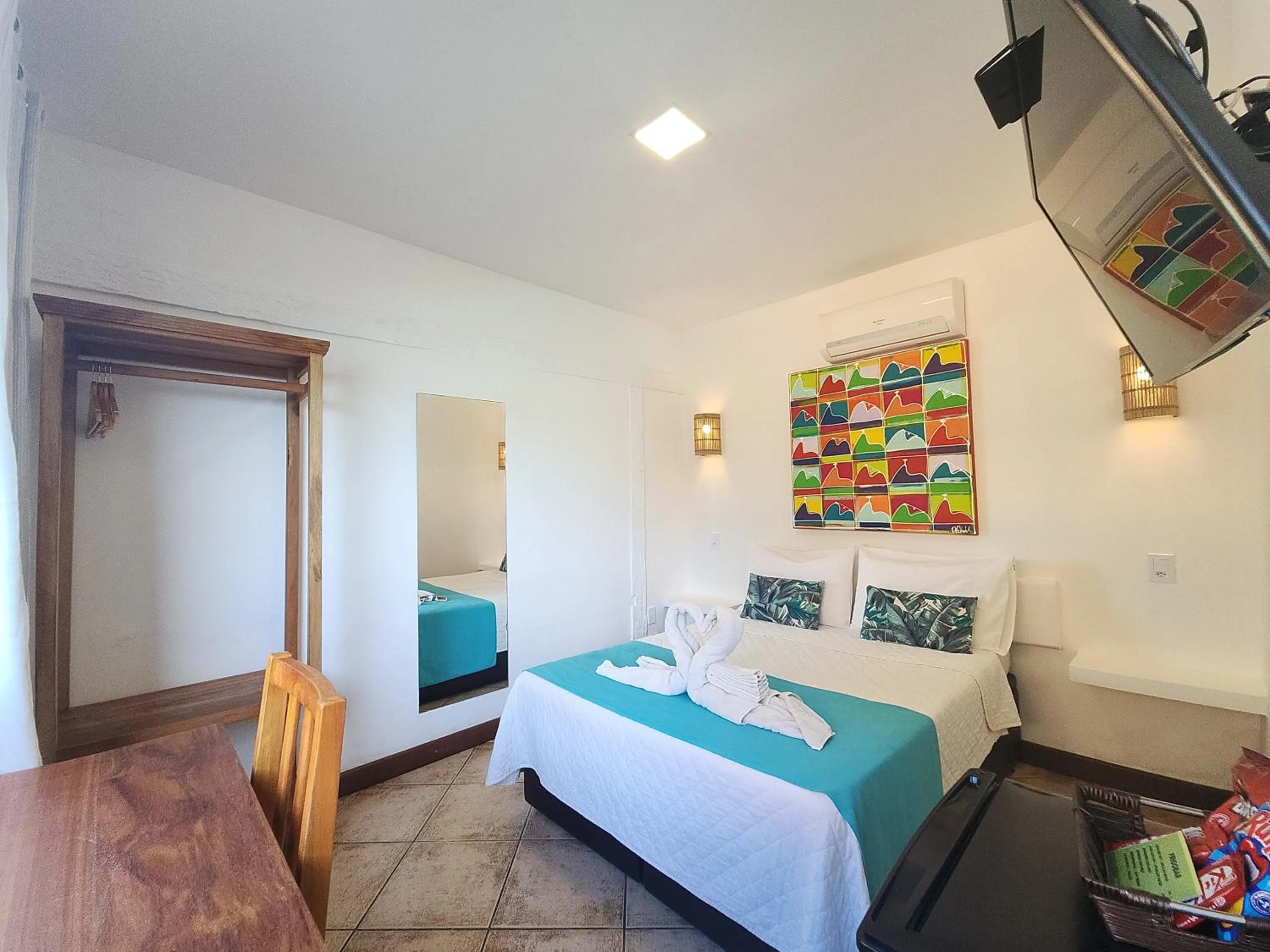 Bed in Bamboo Búzios Hostel