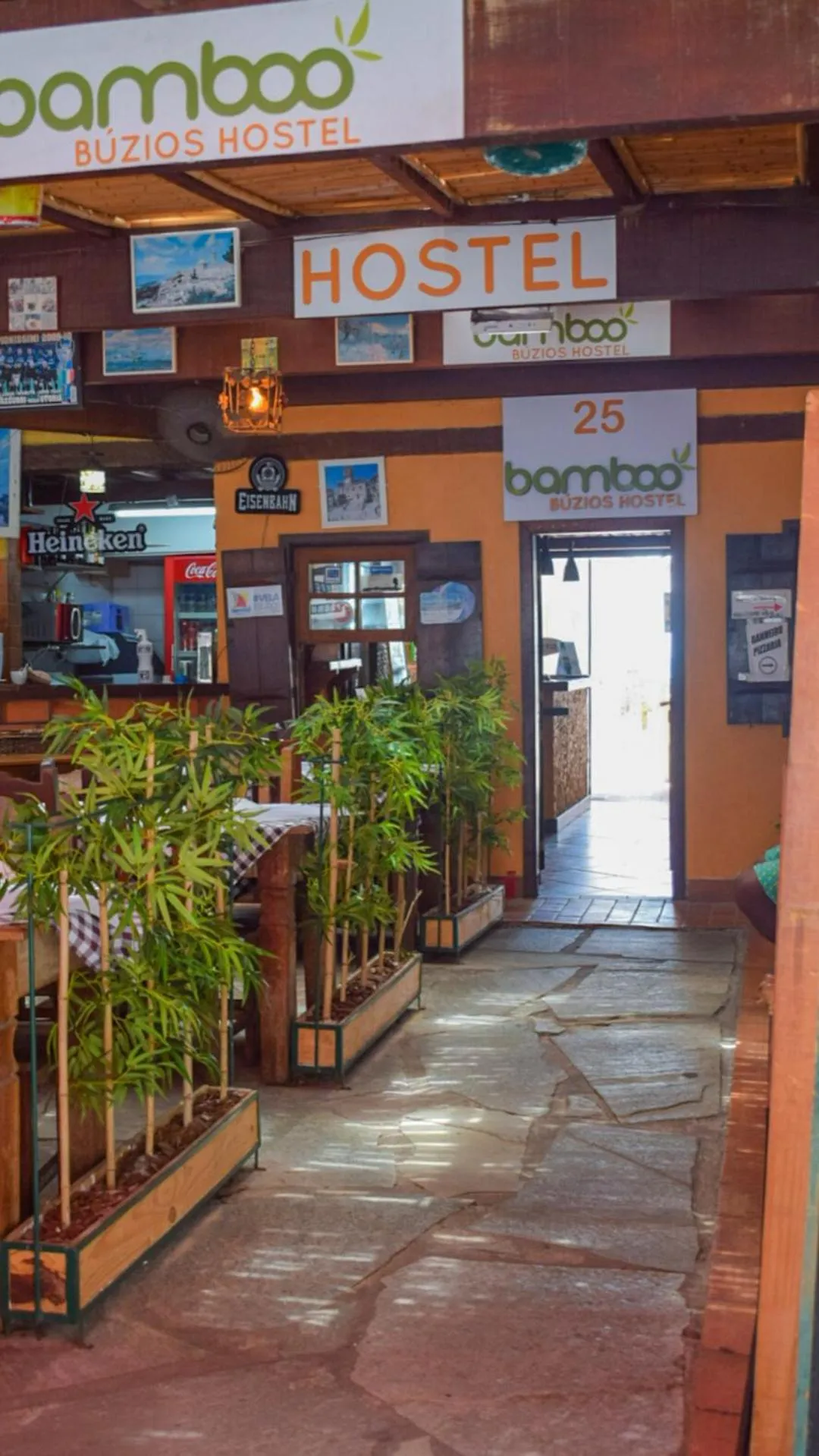 Facade/entrance in Bamboo Búzios Hostel
