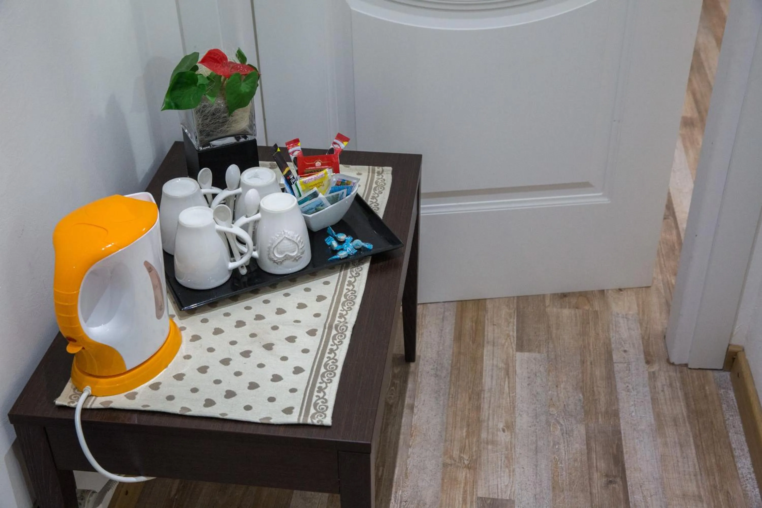 Coffee/tea facilities in Hotel Lauro