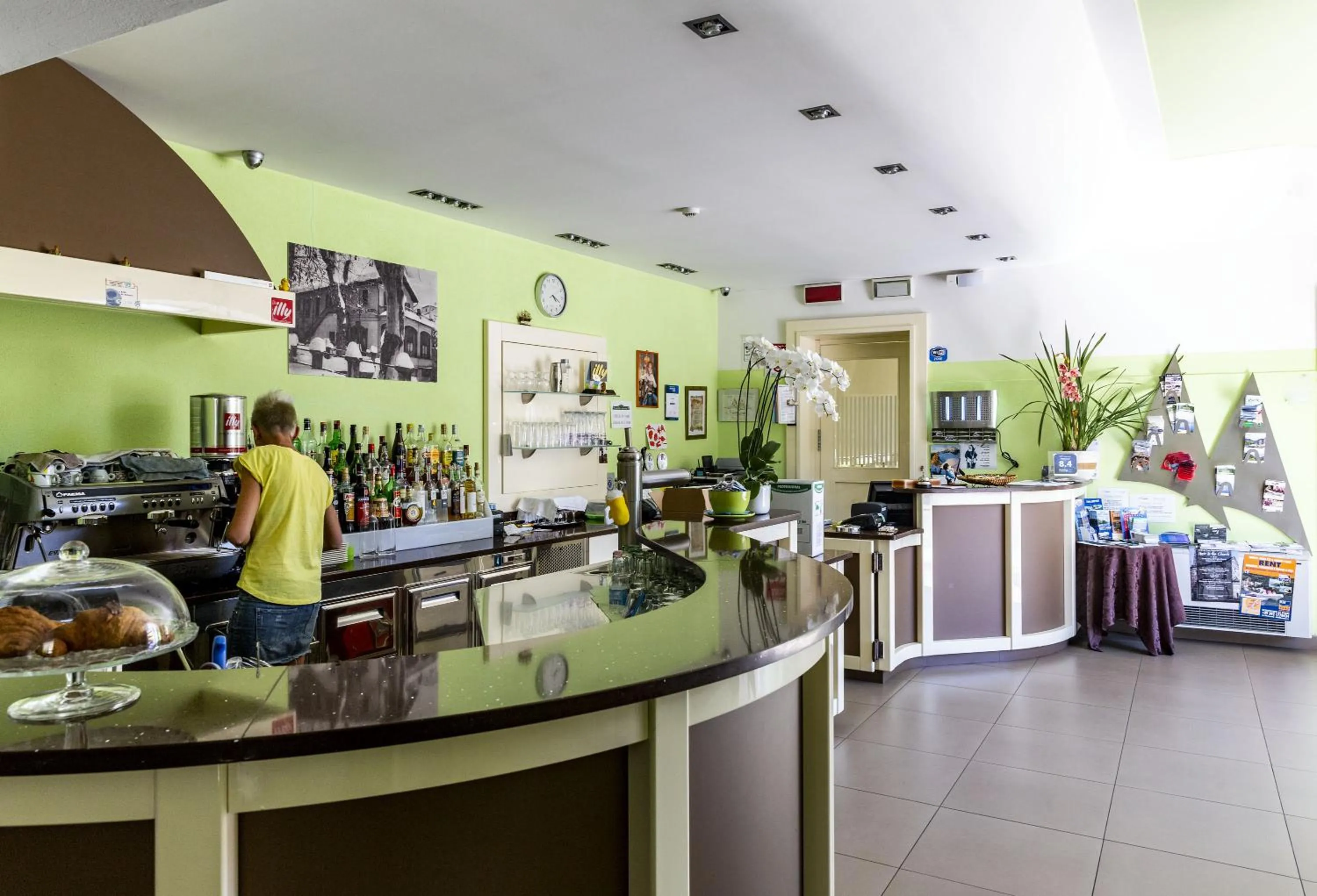 Lounge or bar in Hotel Lauro