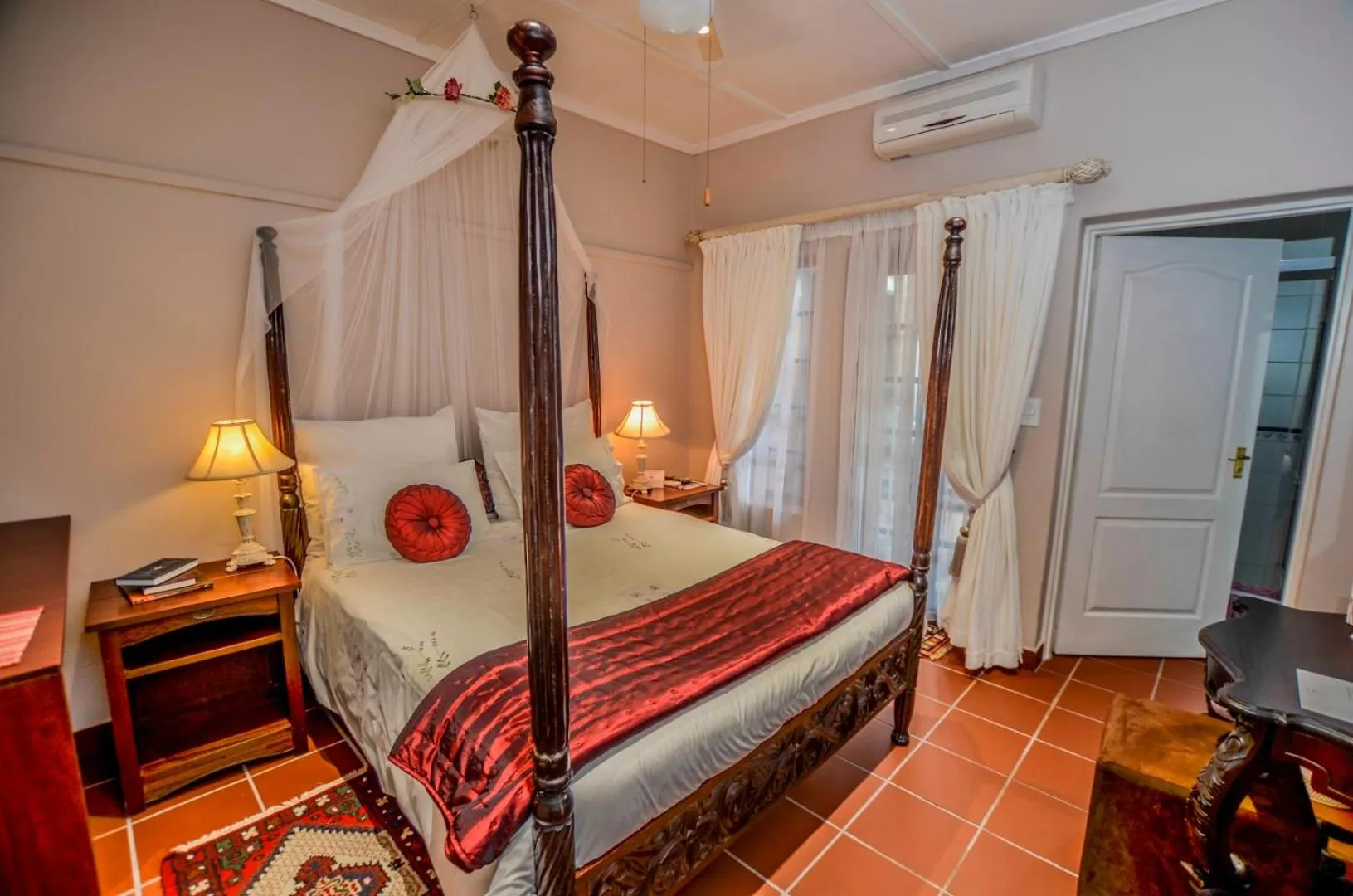 Bedroom, Bed in Lavender House