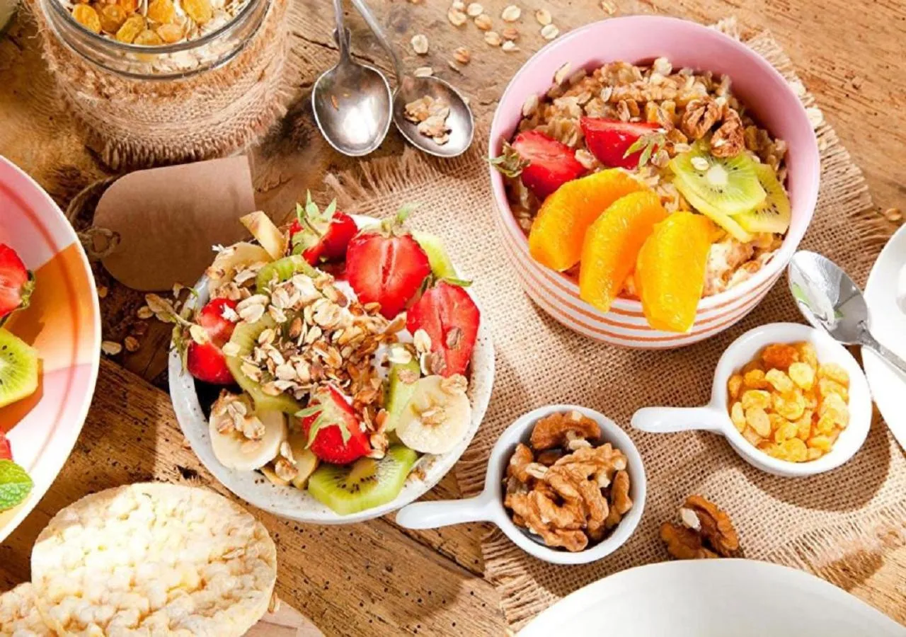 Breakfast in Lavender House