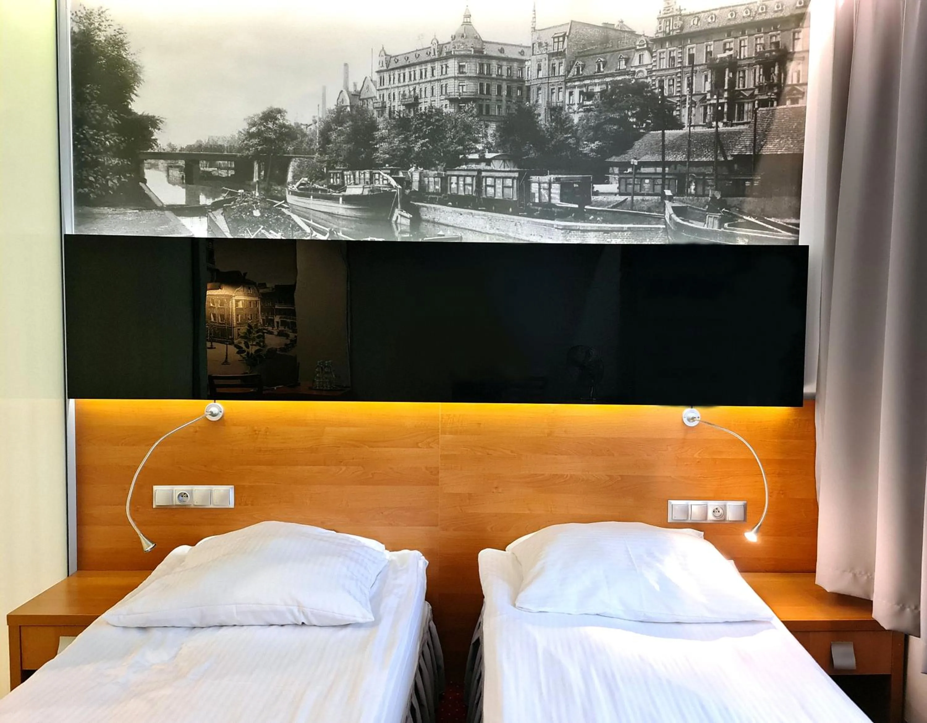 Bed in Hotel Malinowski Economy