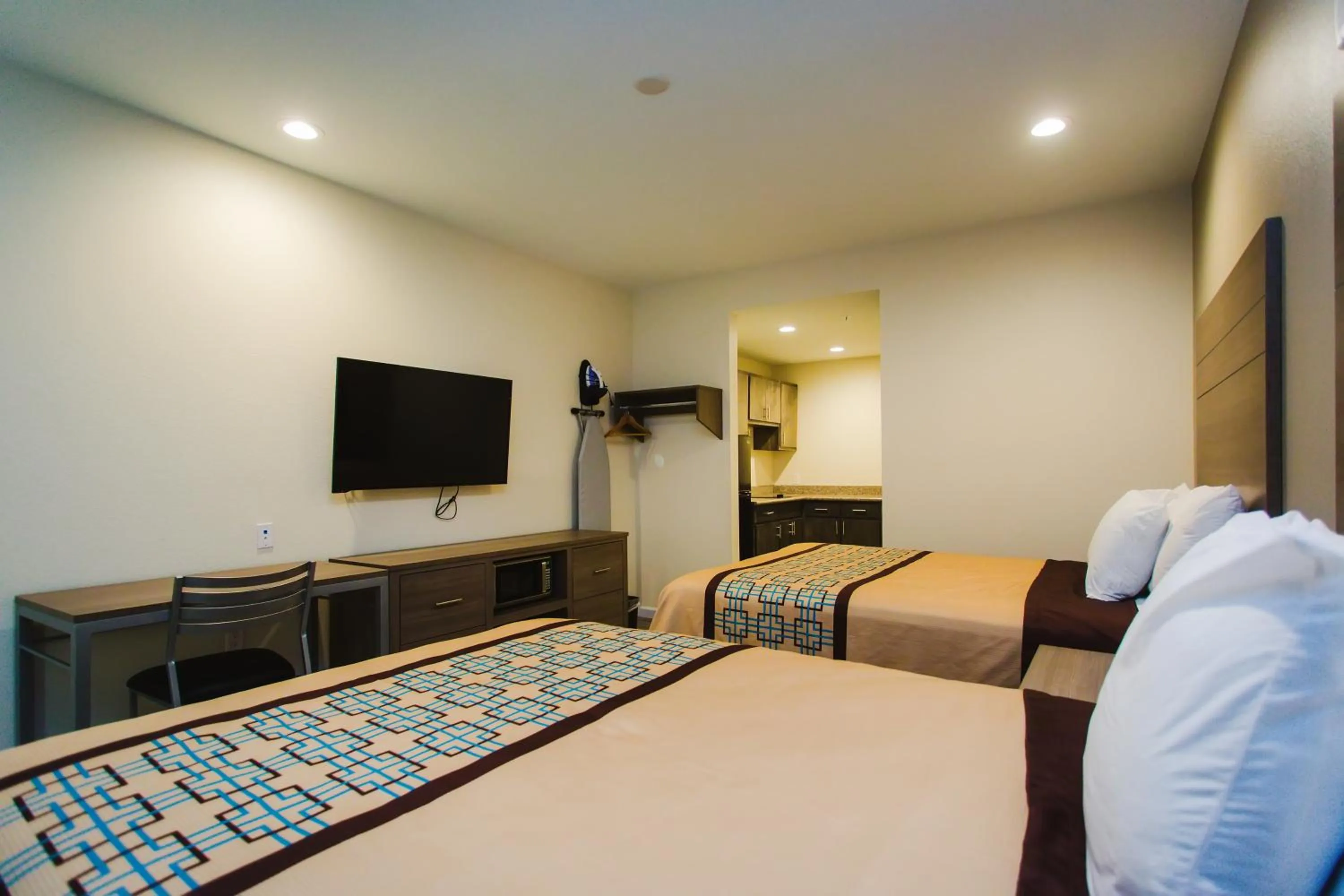 Bed in Scottish Inns & Suites Atascocita