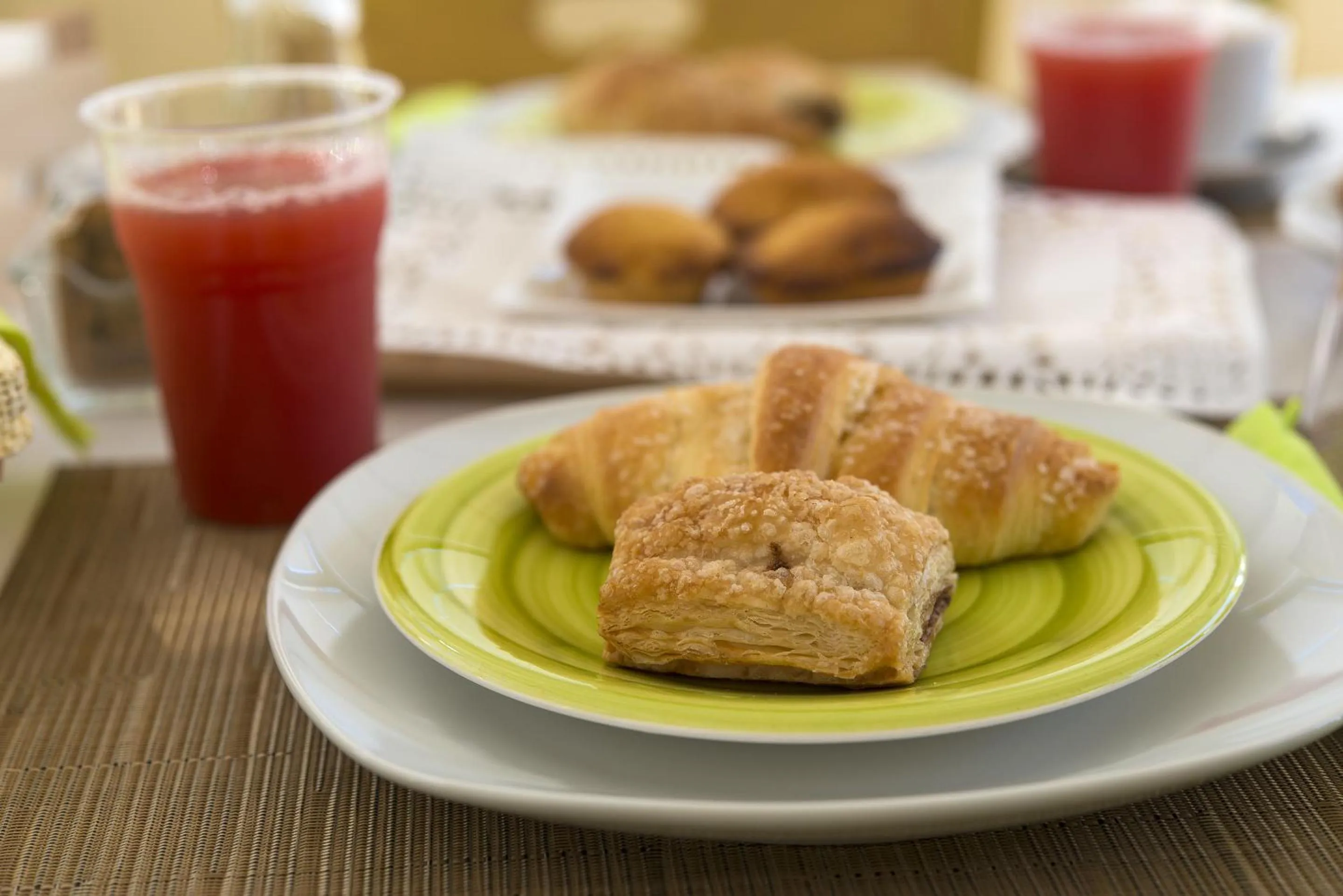 Food and drinks in Notos b&b