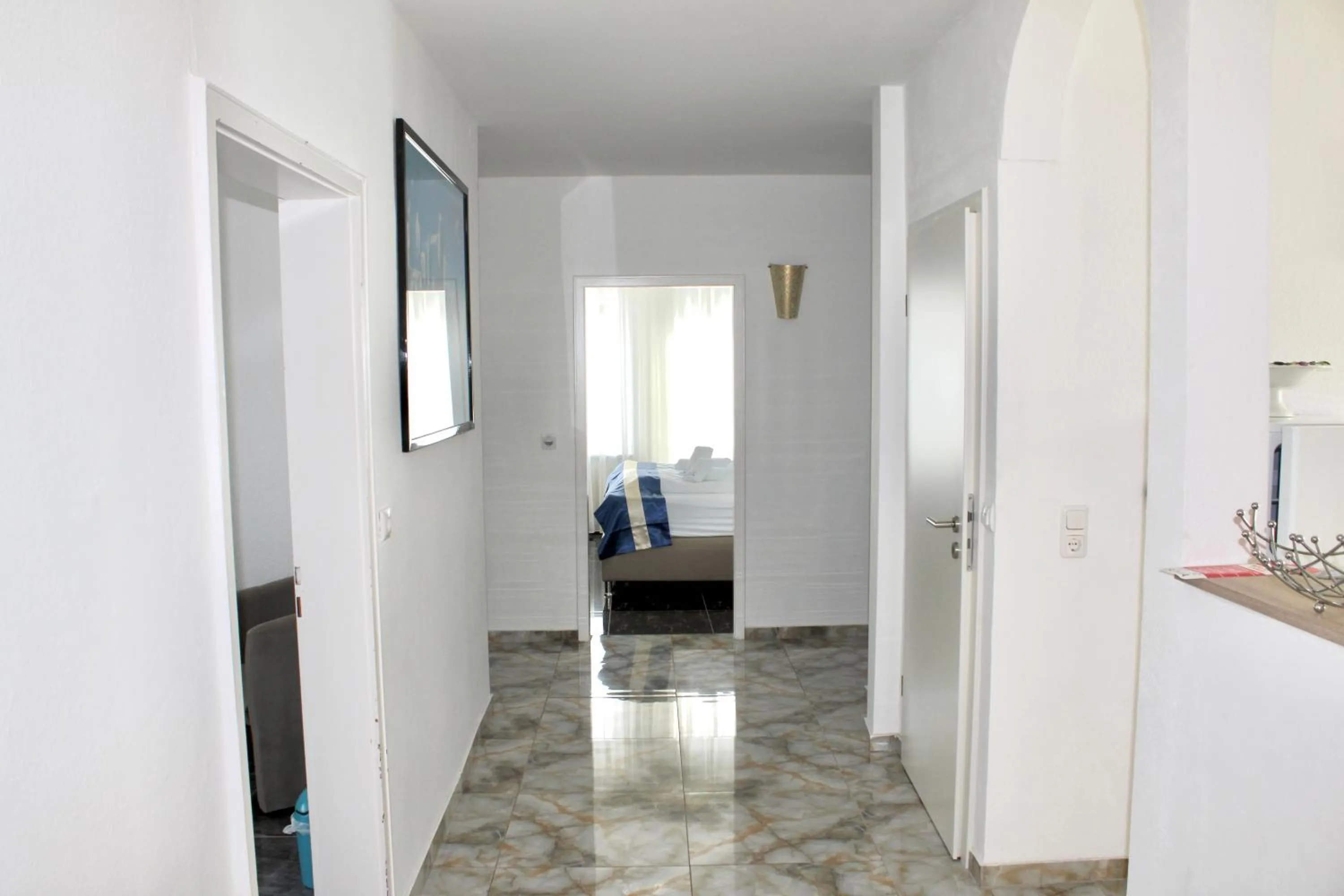 Photo of the whole room in Hotel Sofia