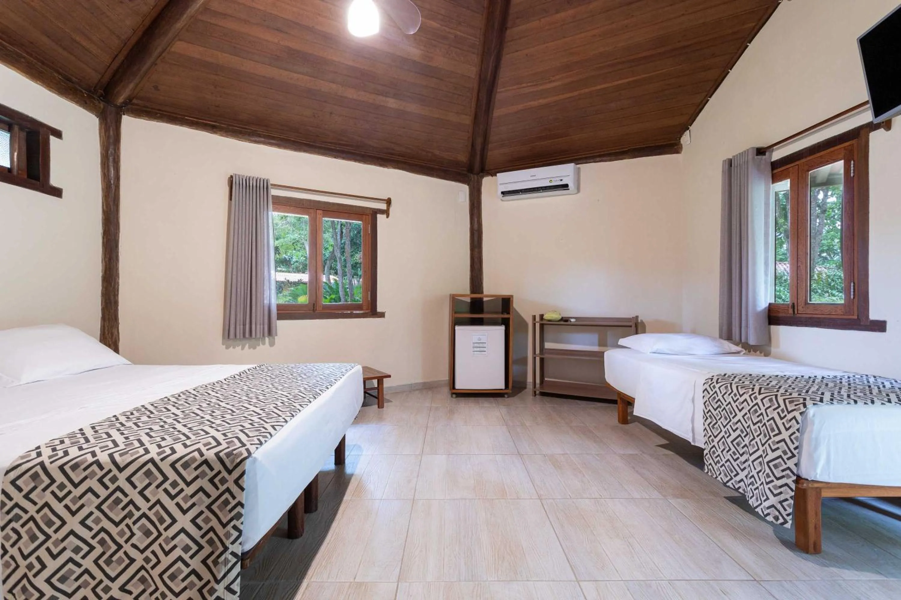 Bed in Canto d Alvorada Hotel Pousada