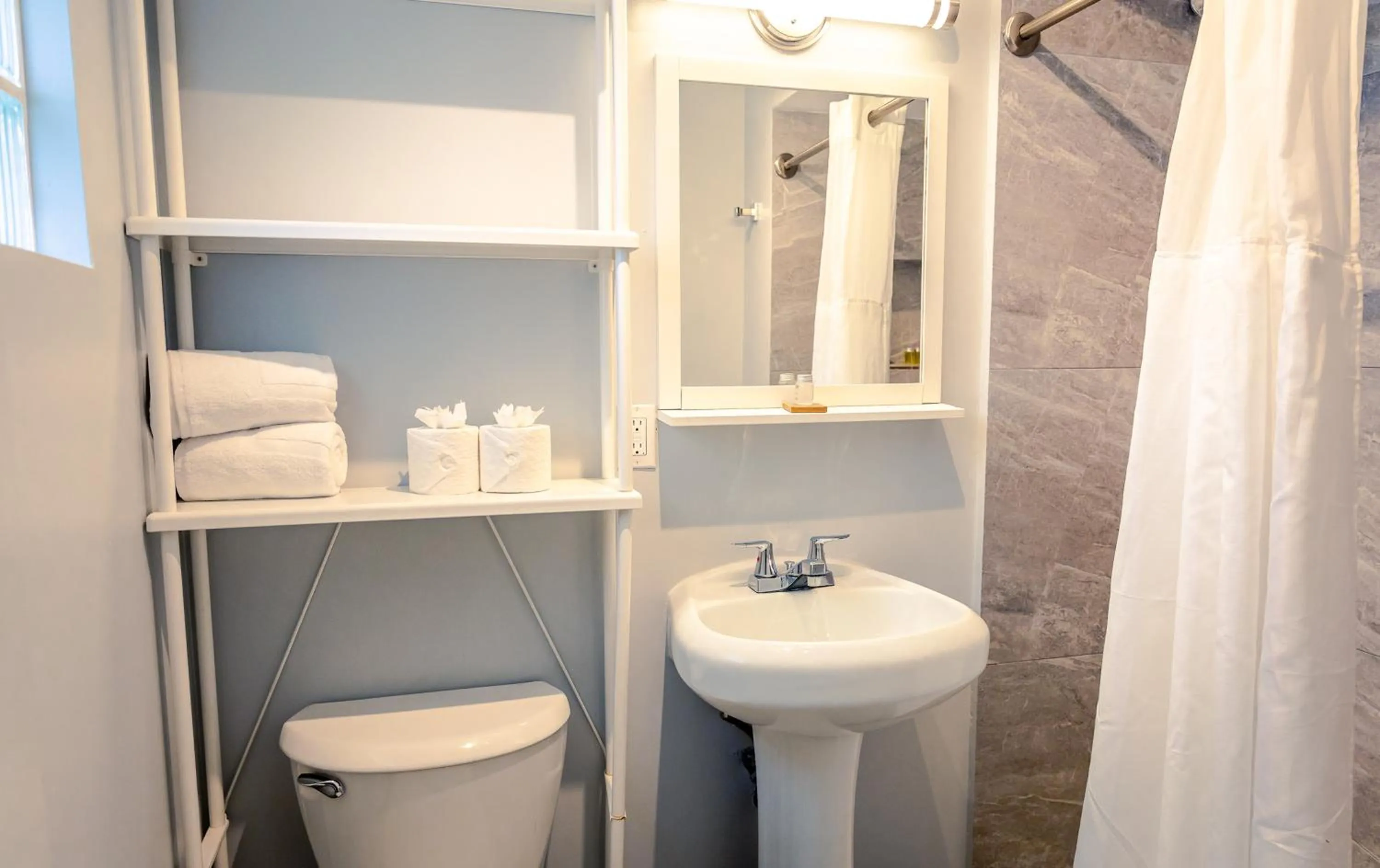 Bathroom in Up Midtown