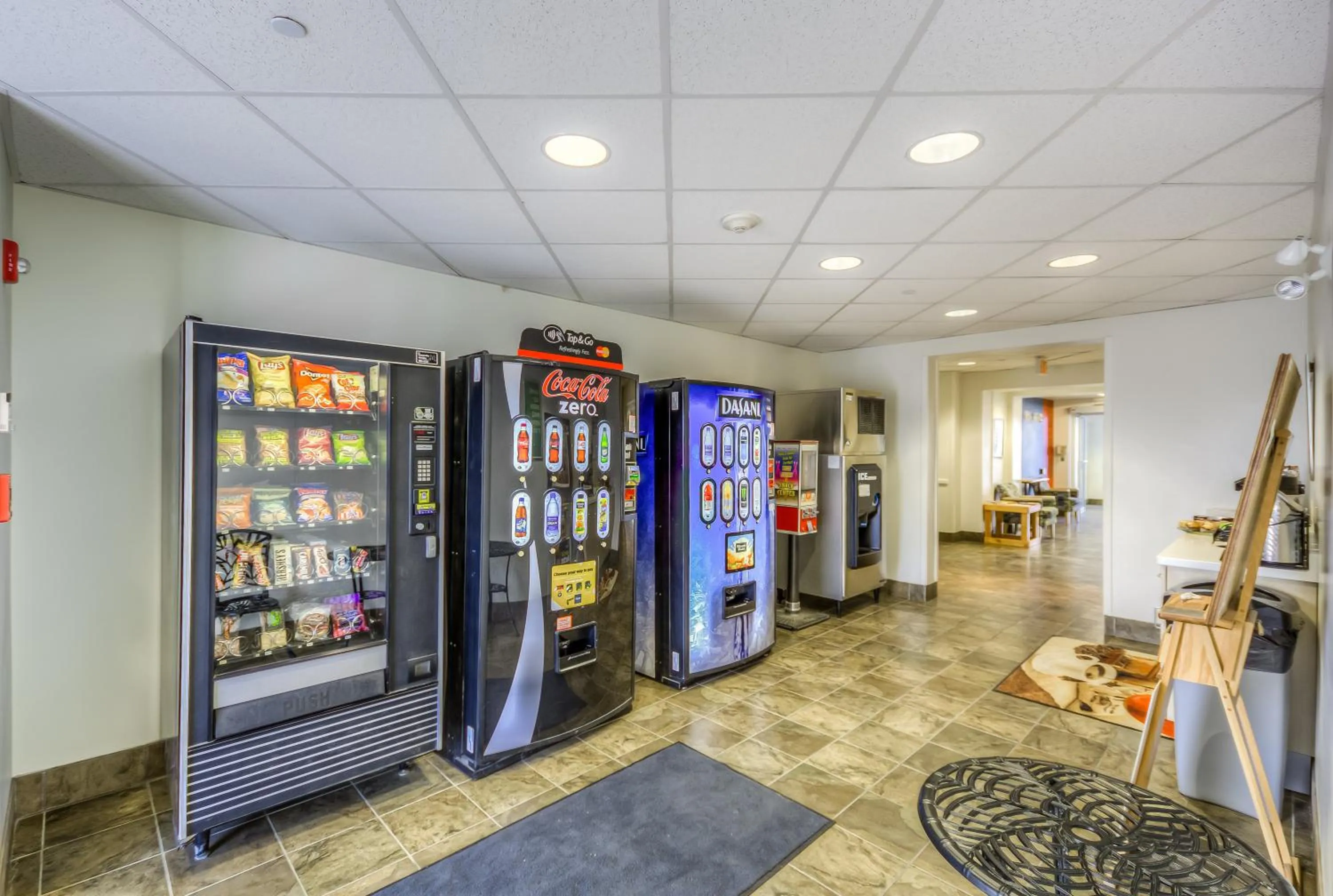 vending machine in Aurora Inn Estevan