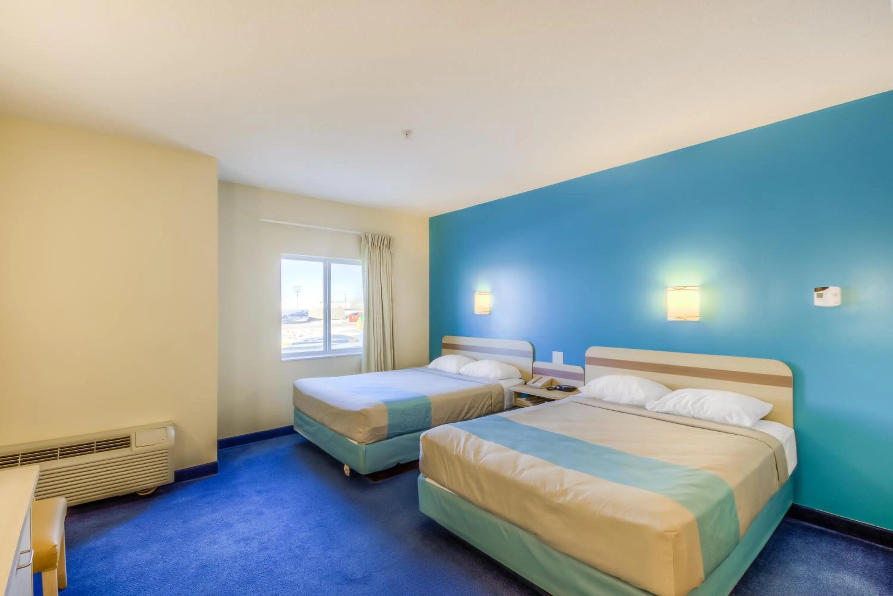 Bedroom, Bed in Aurora Inn Estevan