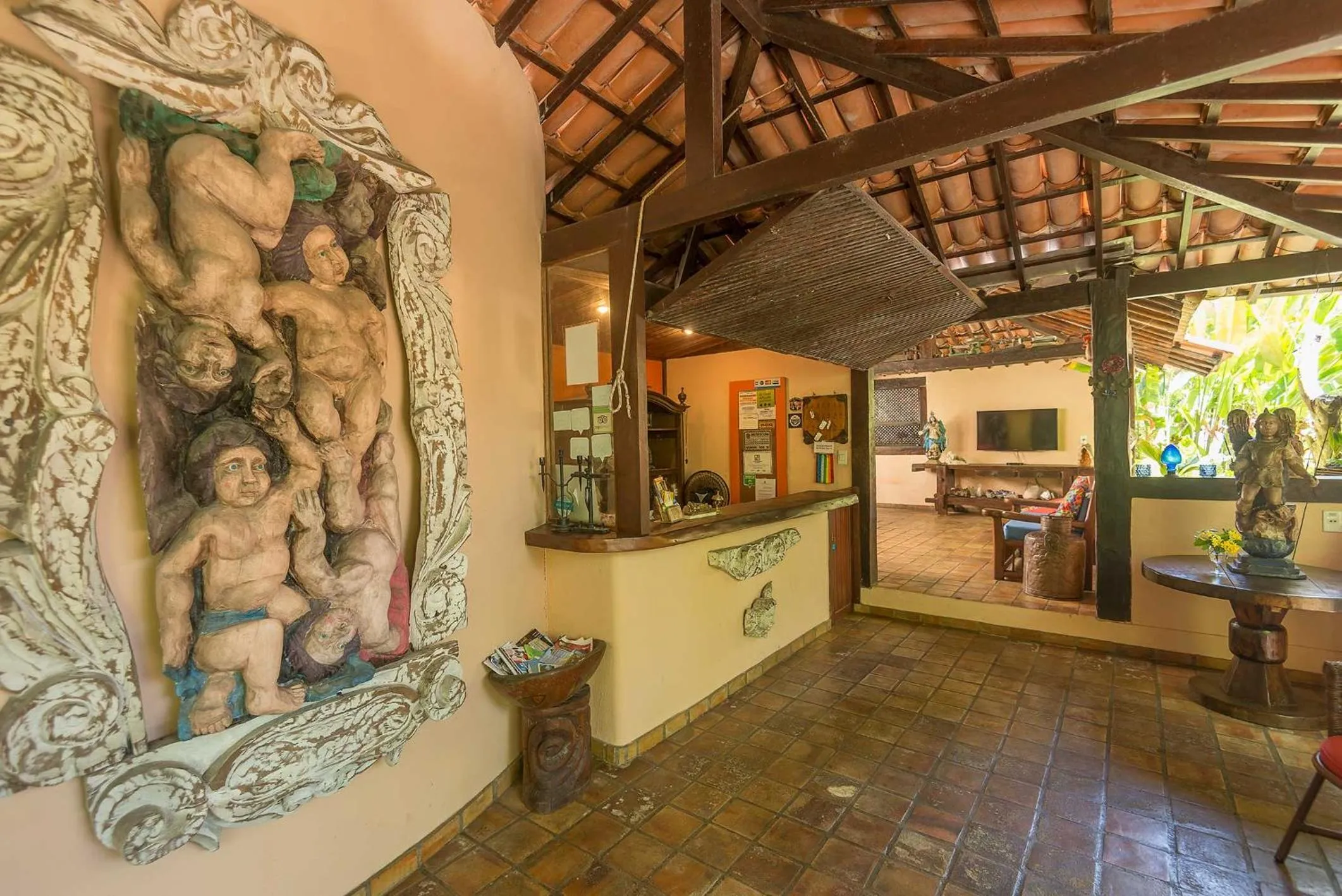 Communal lounge/ TV room in Pousada Bemvirá