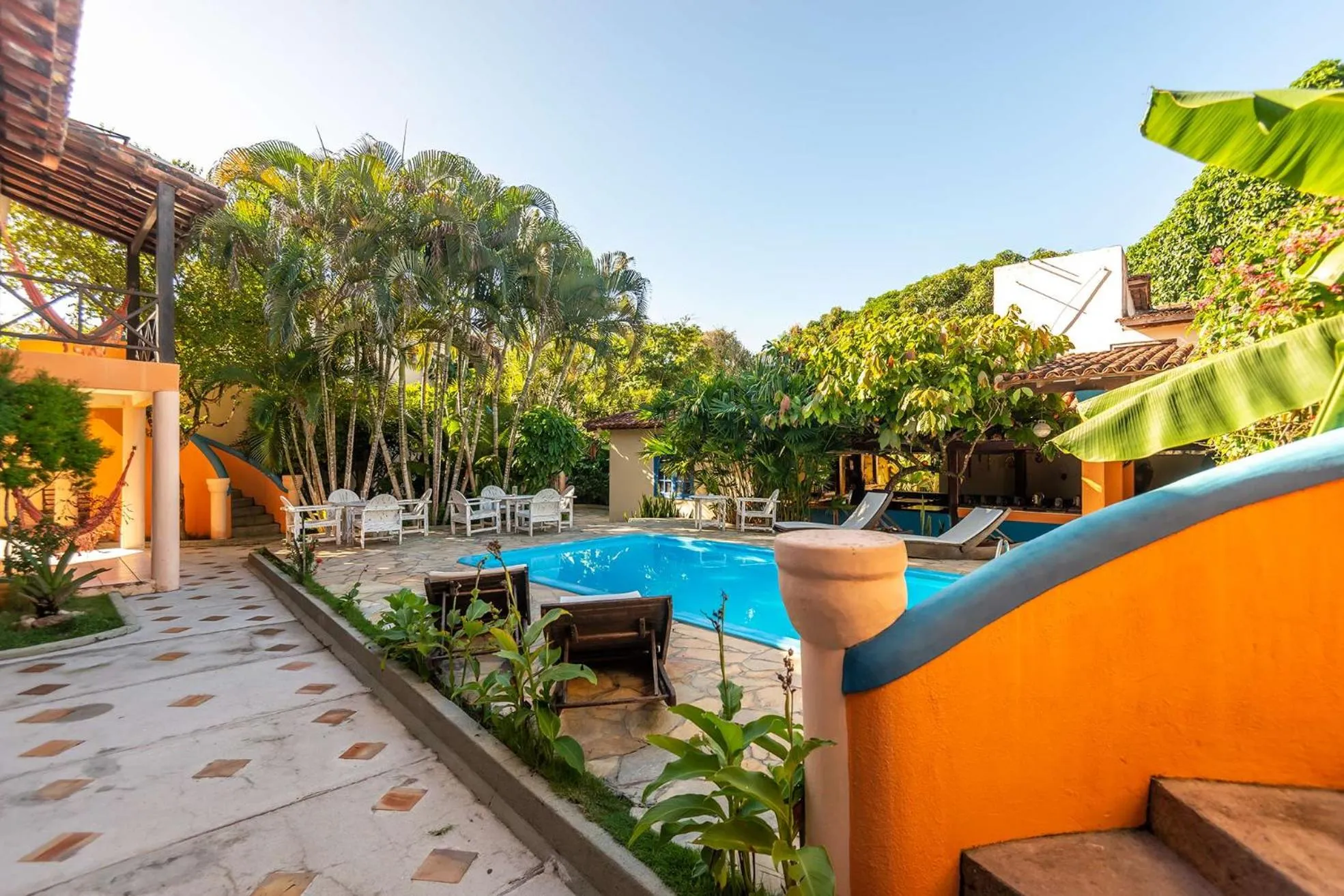 Pool view in Pousada Bemvirá