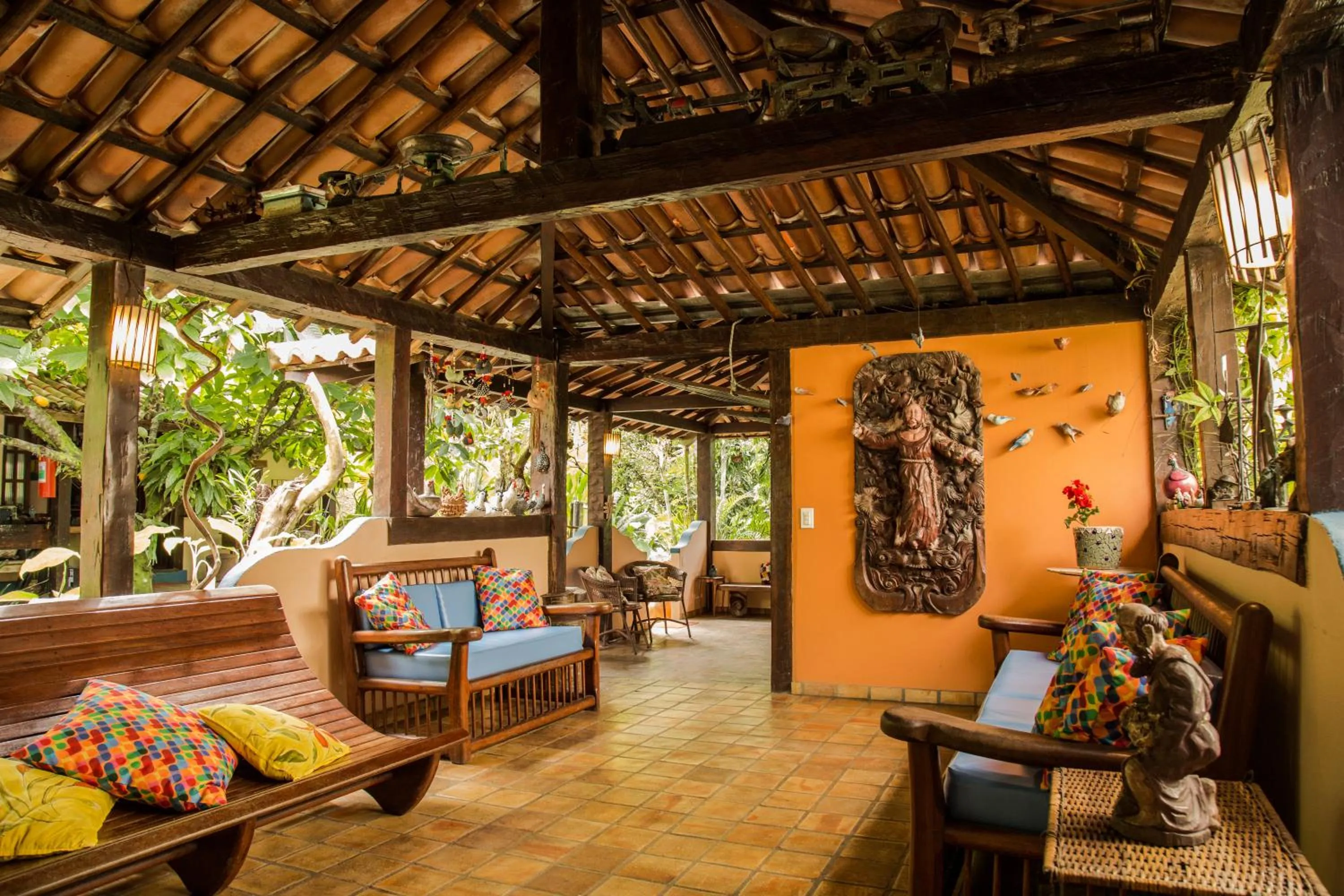 Communal lounge/ TV room in Pousada Bemvirá