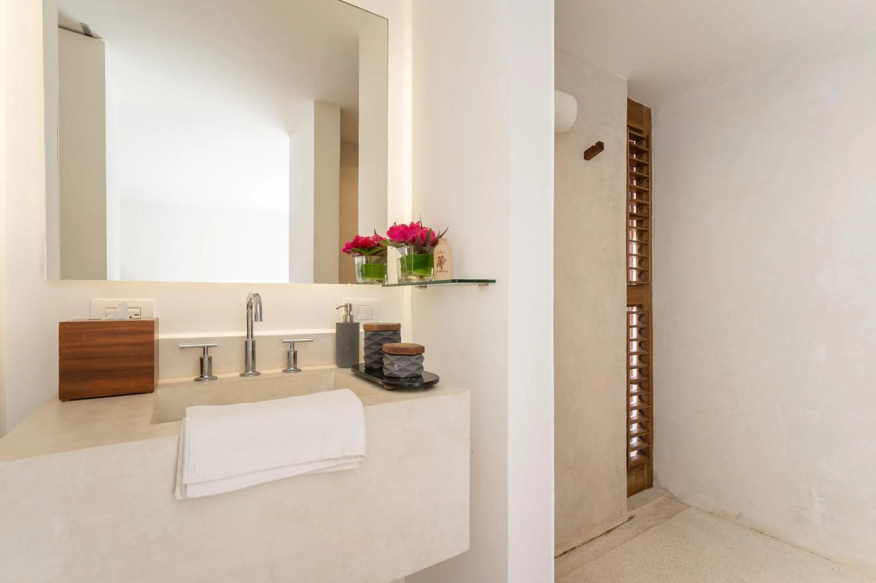 Bathroom in El Careyes Club & Residences