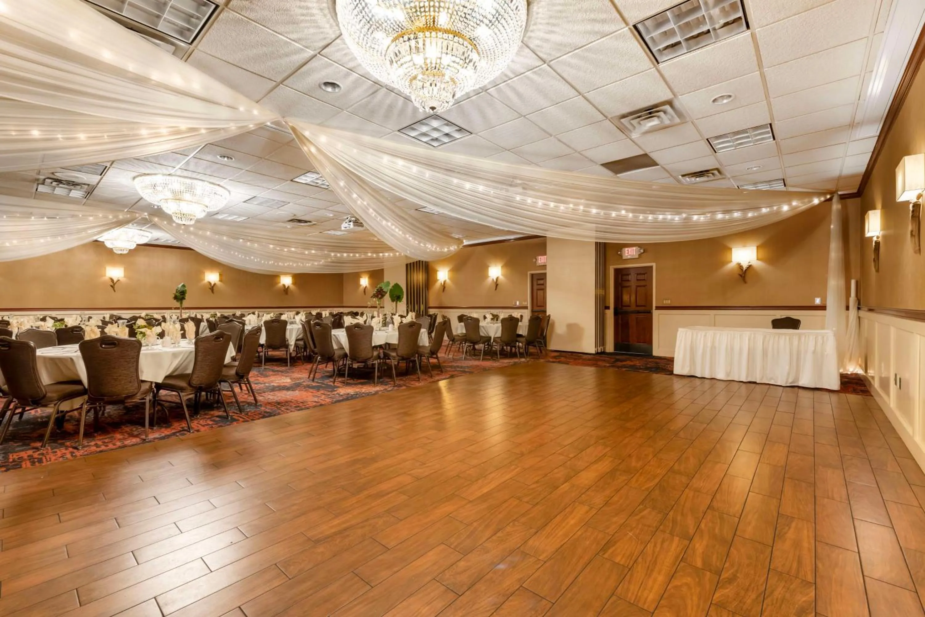 Banquet/Function facilities in Best Western Plus White Bear Country Inn