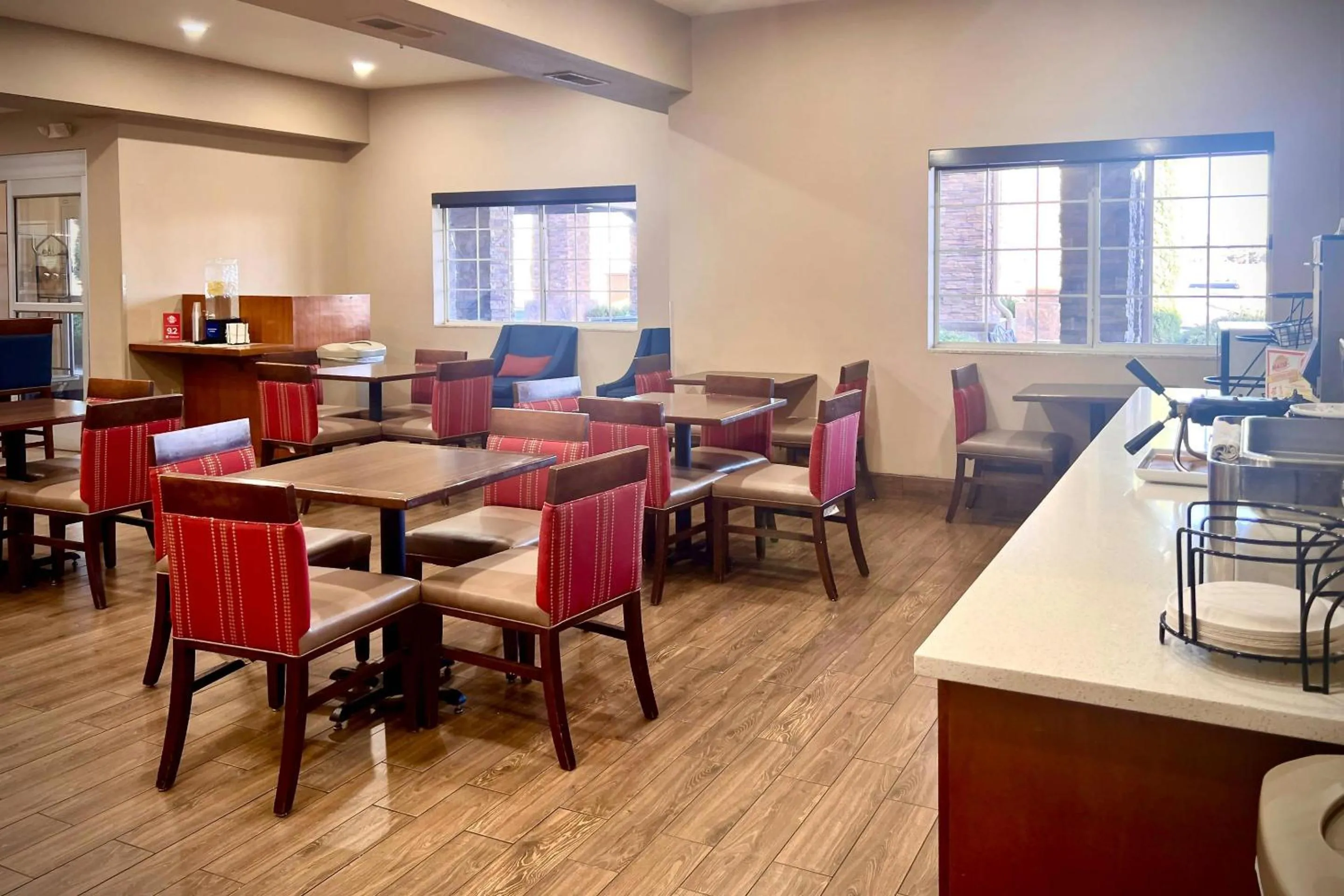 Breakfast in Comfort Inn & Suites Las Cruces Mesilla