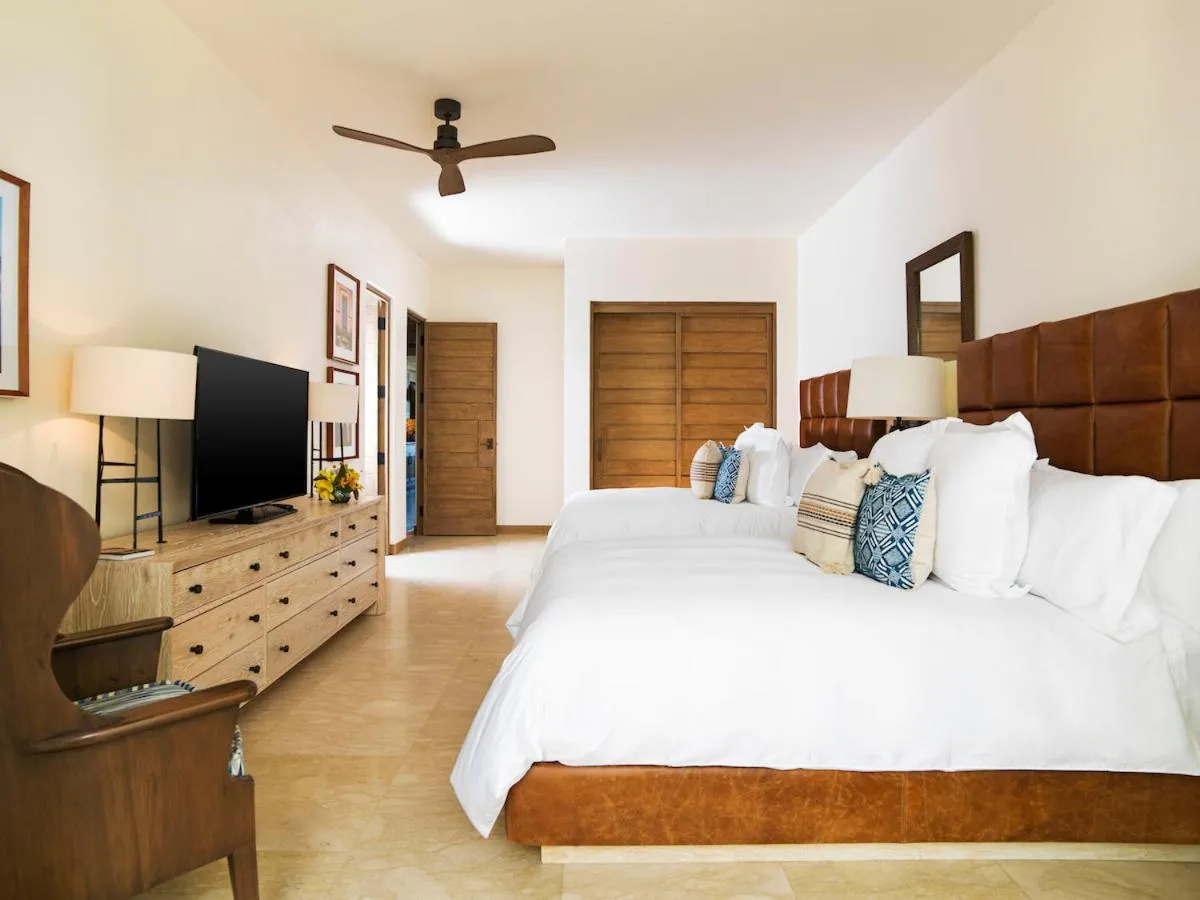Bed in Chileno Bay Resort & Residences, Auberge Collection