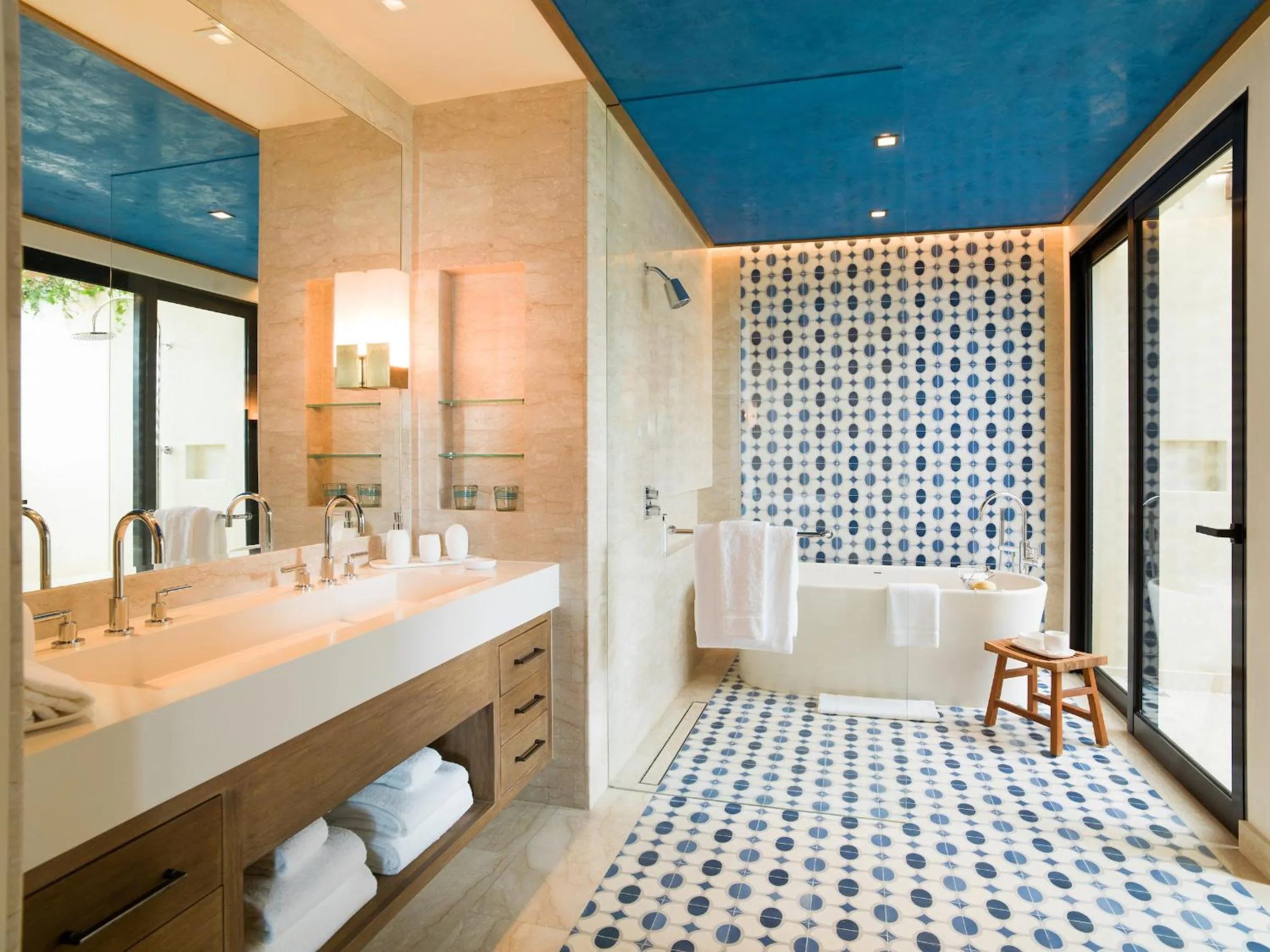Bathroom in Chileno Bay Resort & Residences, Auberge Collection