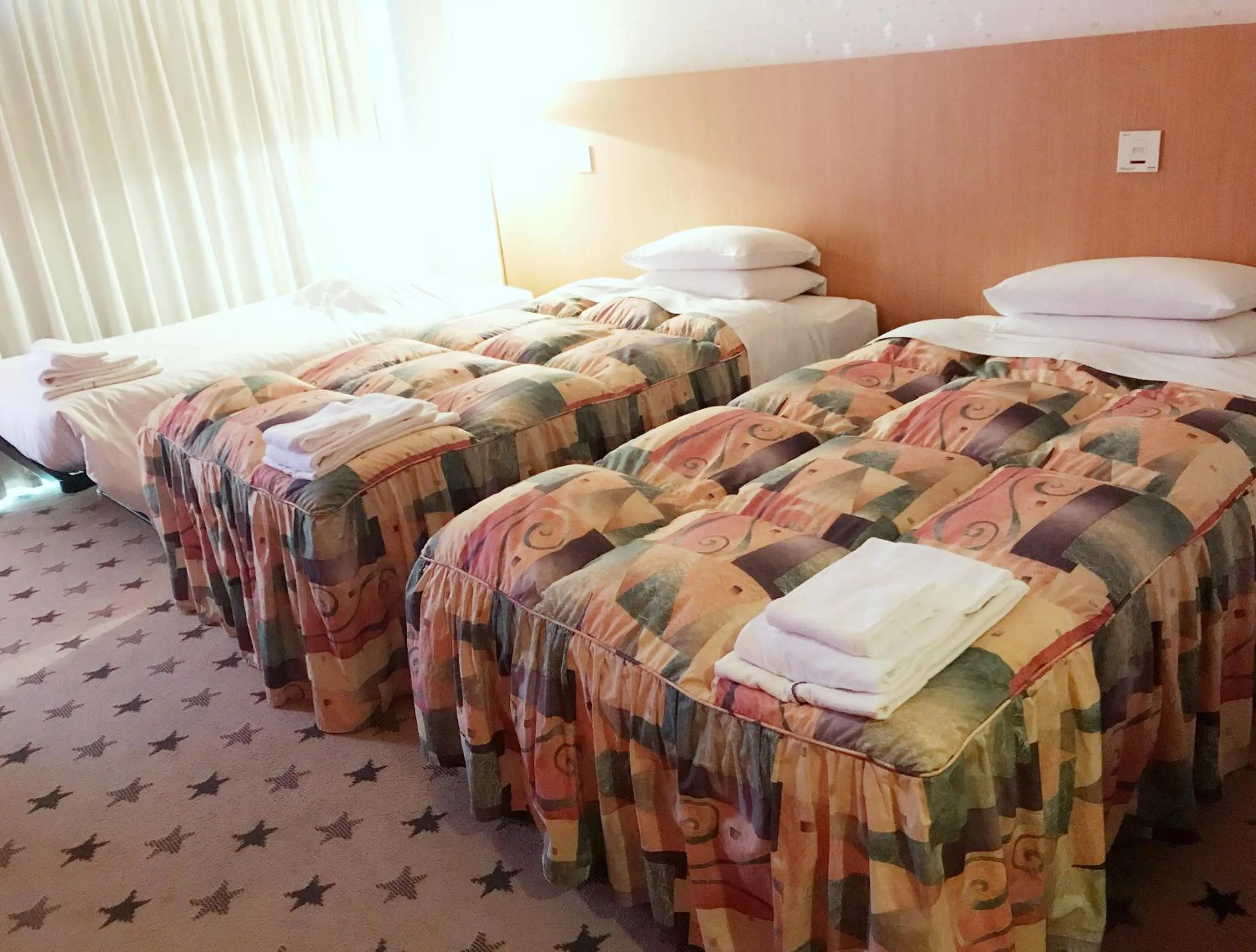 Photo of the whole room, Bed in Hotel Seagull Tenpozan Osaka