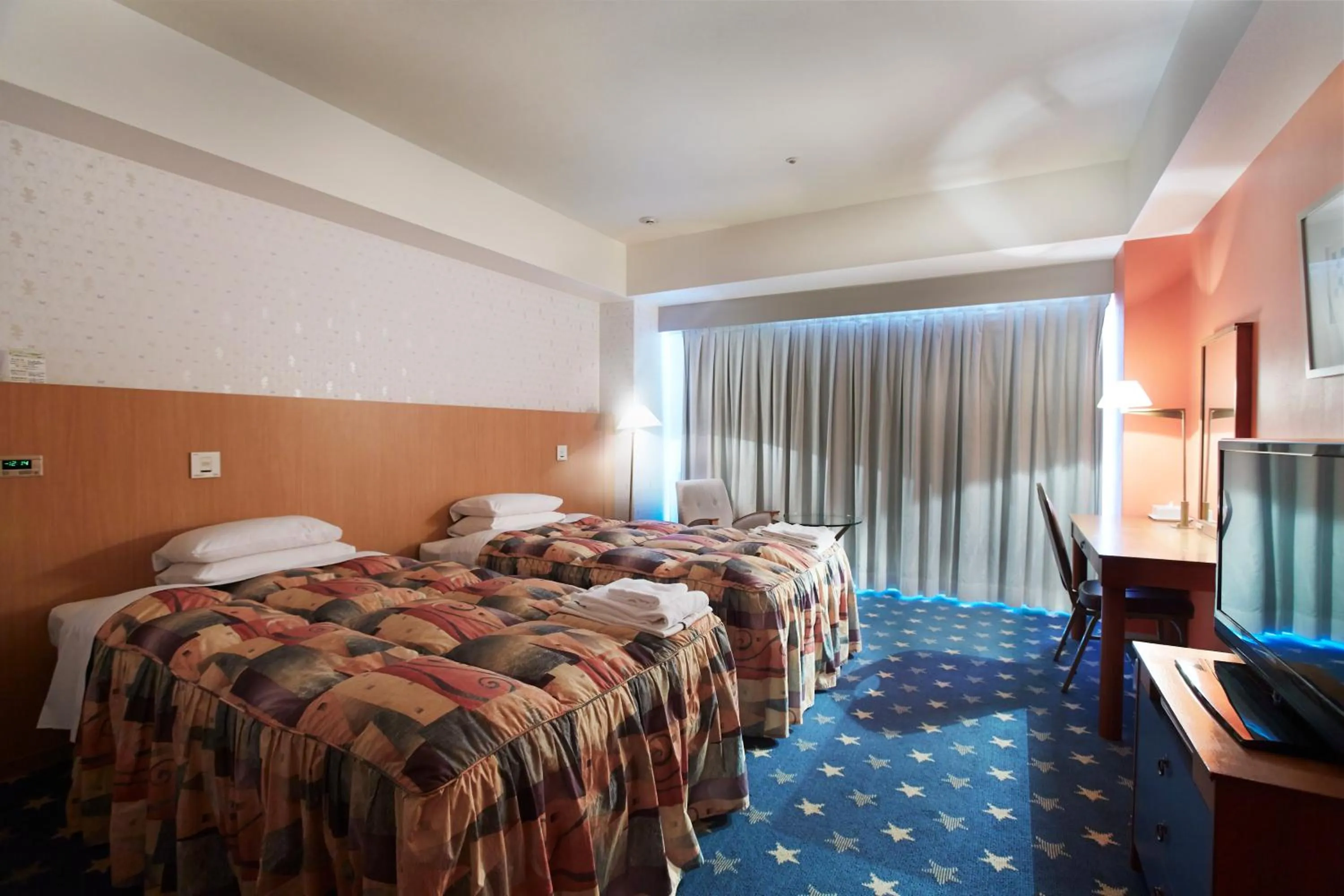 Bed in Hotel Seagull Tenpozan Osaka