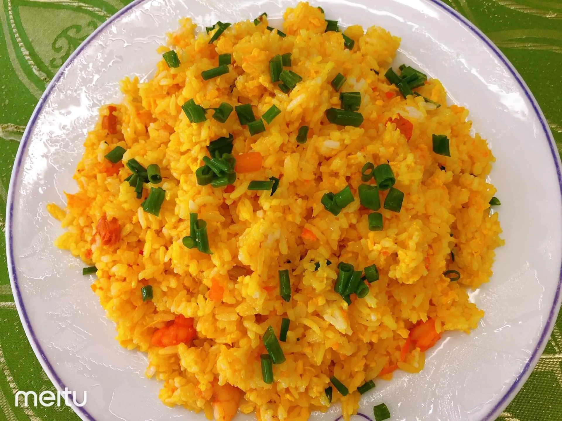 Lunch in Grand Blue Beach Hotel