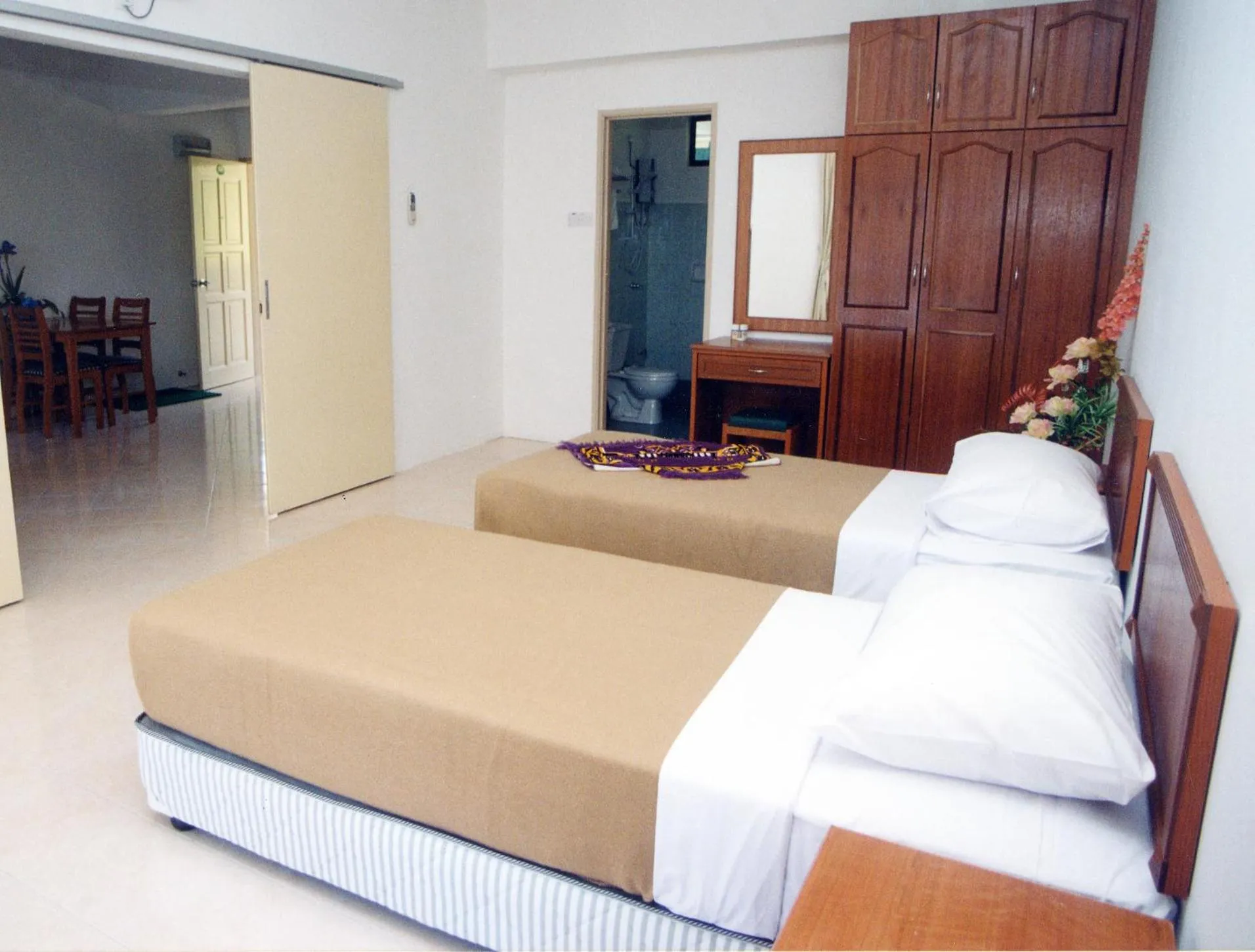 Bed in Marina Cove Resort