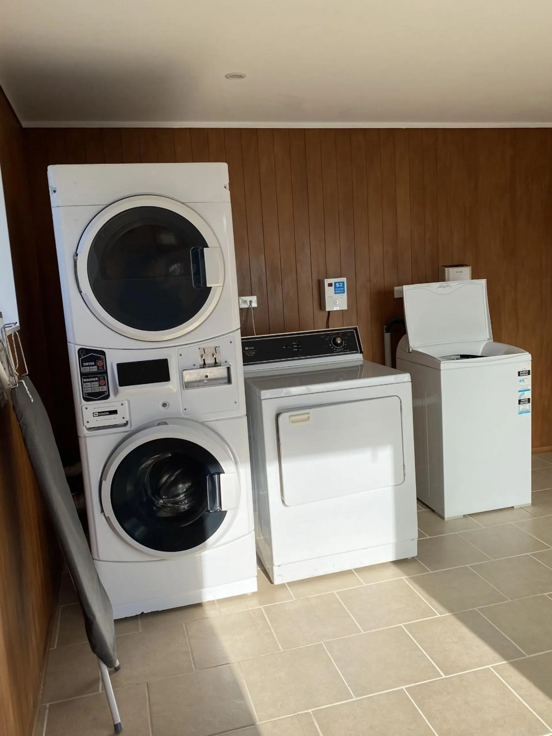 laundry in Parklands Motel & Apartments Te Anau