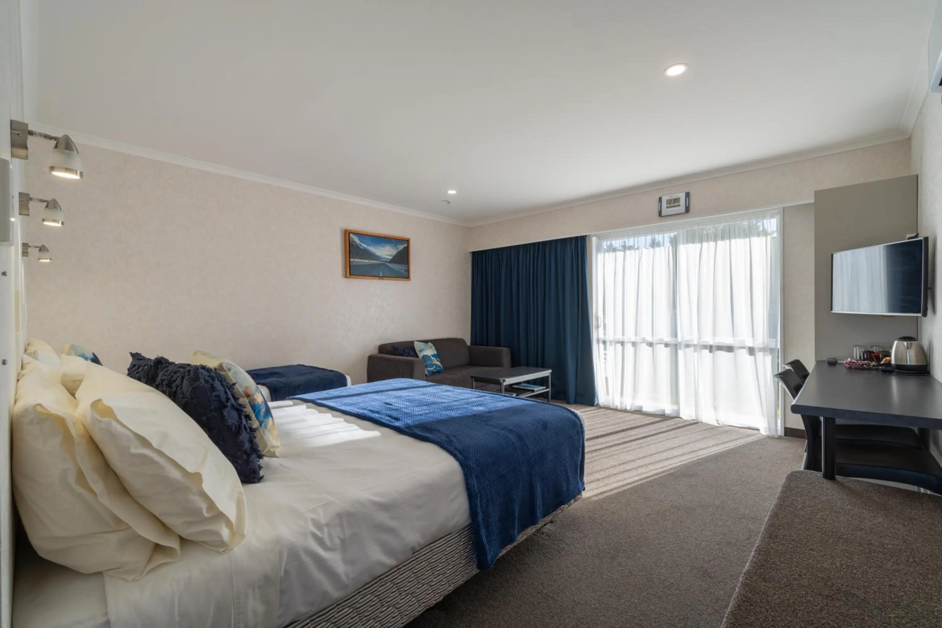 Bed in Parklands Motel & Apartments Te Anau